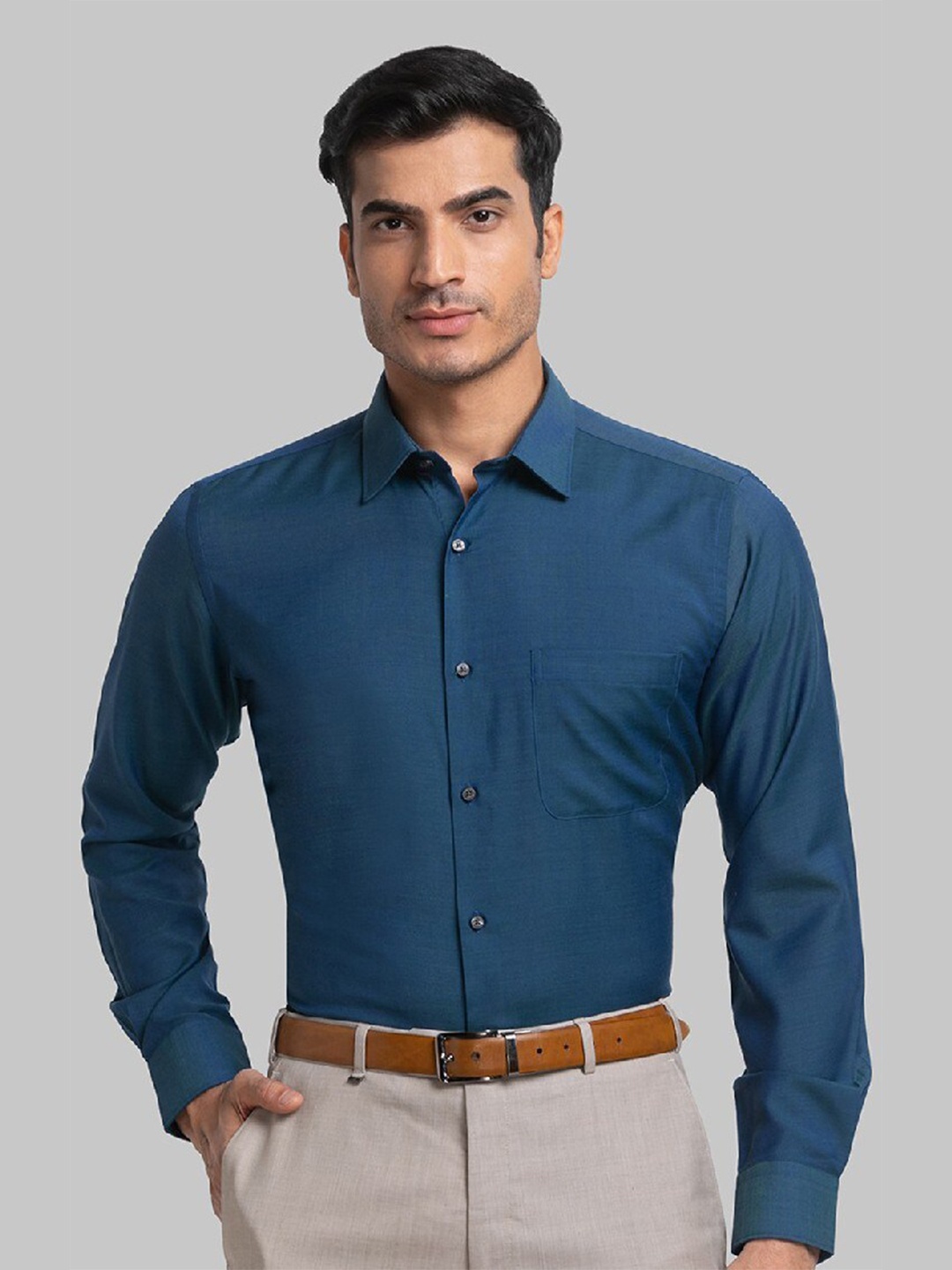 Raymond Men Teal Contemporary Solid Formal Shirt