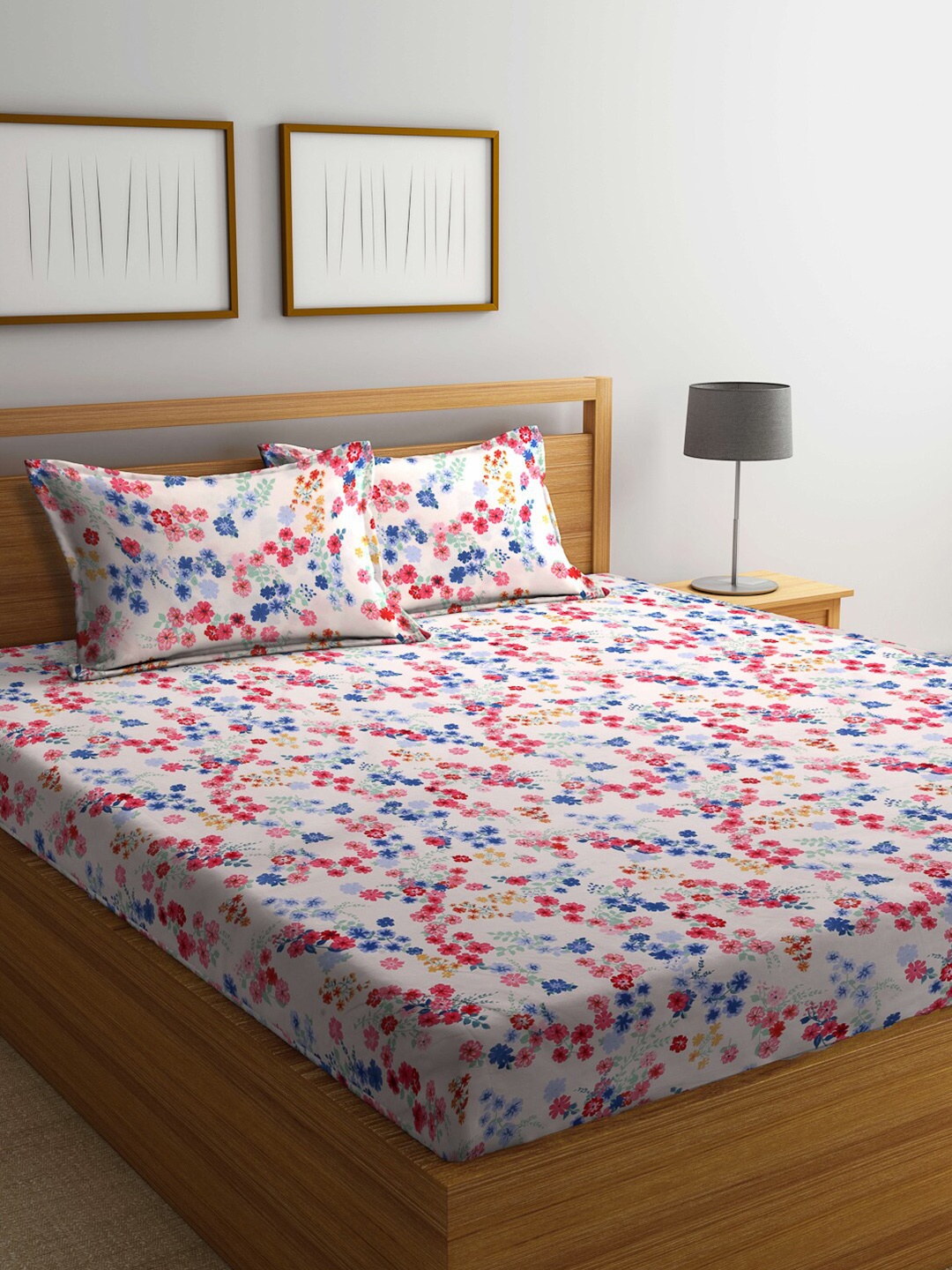 Arrabi 300 TC 130 GSM Floral Print King Size Bedsheet With 2 Pillow Covers, Pink
Arrabi 300 TC 130 GSM Floral Print King Size Bedsheet With 2 Pillow Covers, Pink