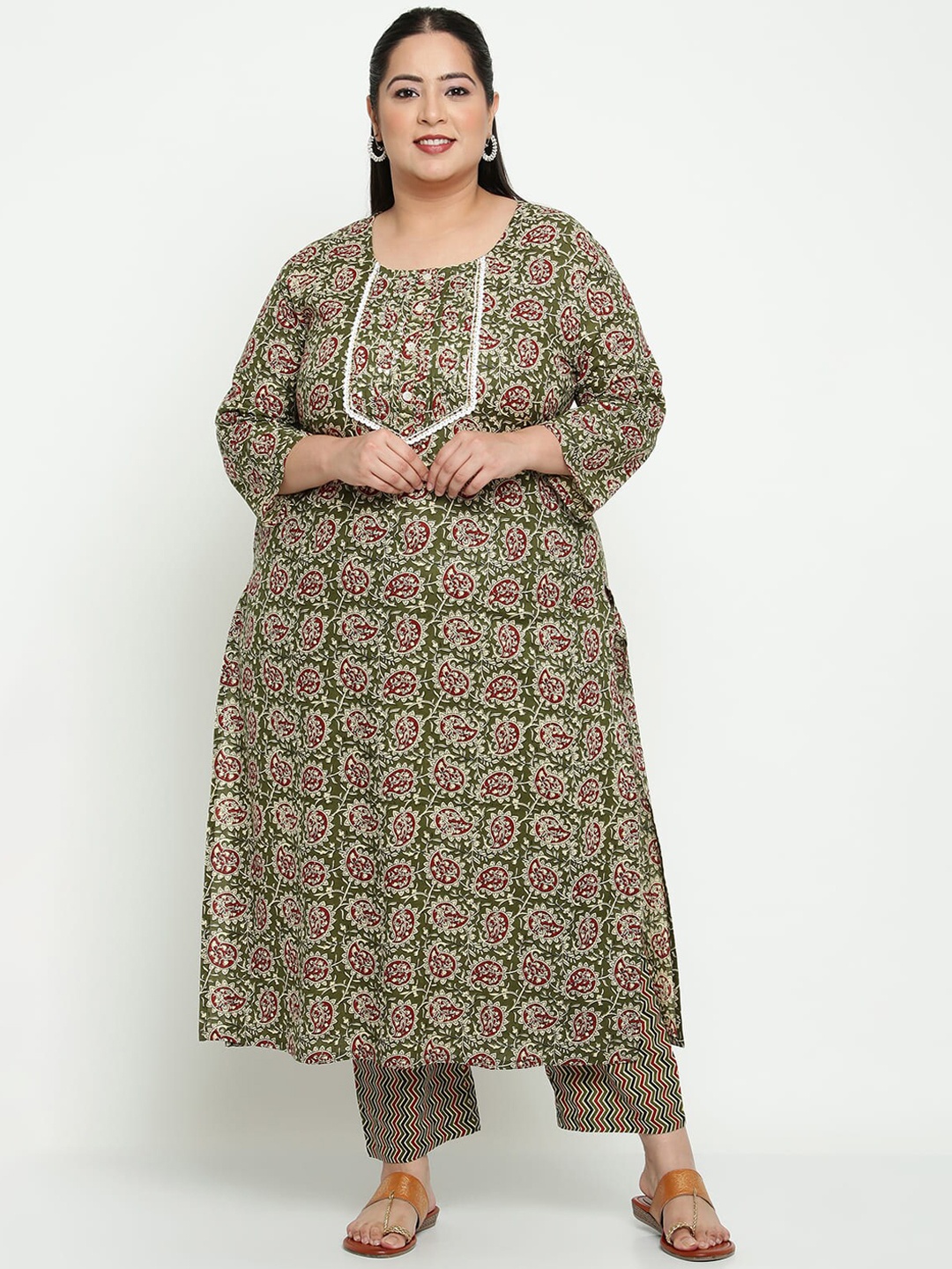 Sringam Plus Size Women Green Printed Pure Cotton Kurta with Trousers