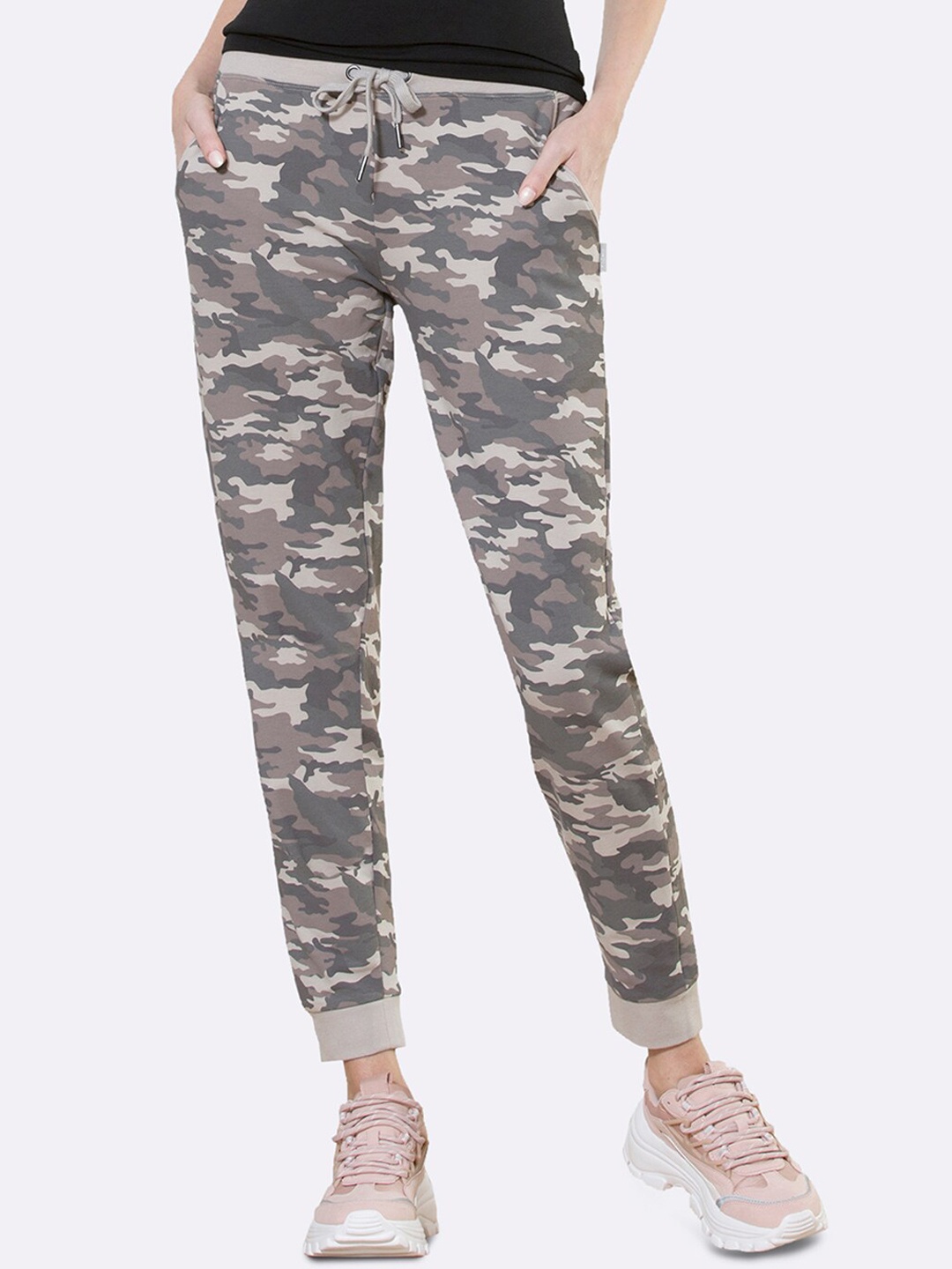 Van Heusen Athleisure Women AST6 Allover Print 4 Way Stretch Functional Pocket Joggers, Grey
Van Heusen Athleisure Women AST6 Allover Print 4 Way Stretch Functional Pocket Joggers, Grey