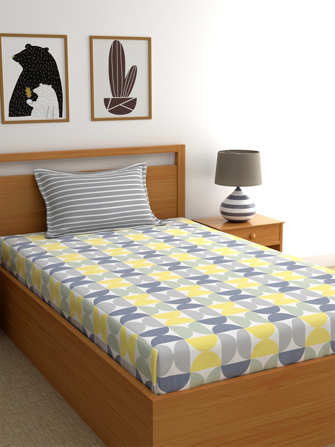 Home Ecstasy 140 TC 110 GSM Abstract Print Fitted Cotton Single Bedsheet With Pillow Cover, Yellow
Home Ecstasy 140 TC 110 GSM Abstract Print Fitted Cotton Single Bedsheet With Pillow Cover, Yellow