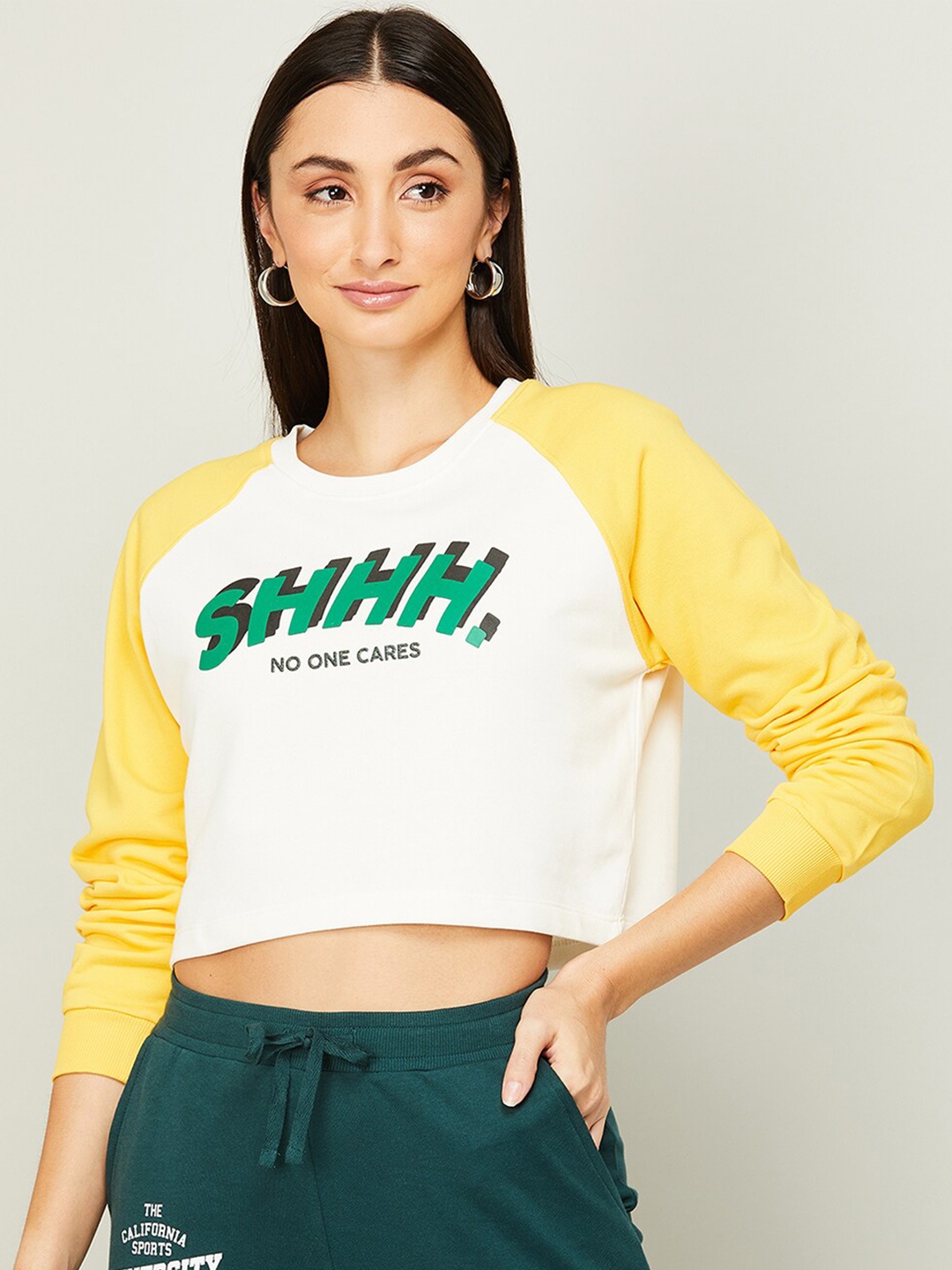 Ginger by Lifestyle Women Typography Printed Raglan Sleeves Cotton Crop Sweatshirt, White
Ginger by Lifestyle Women Typography Printed Raglan Sleeves Cotton Crop Sweatshirt, White