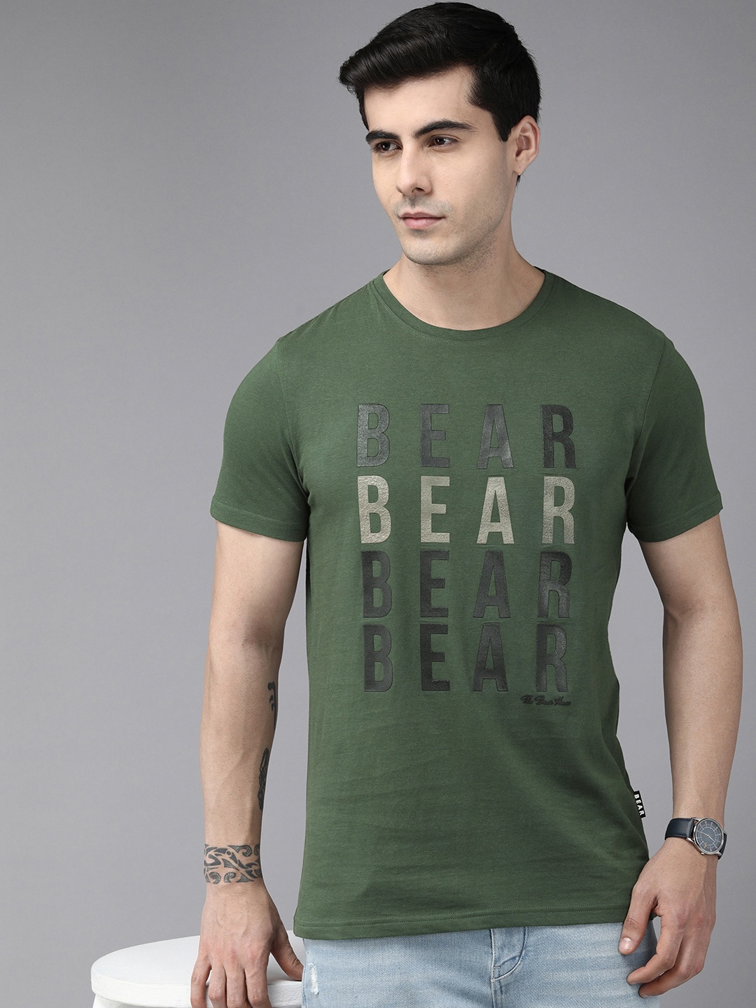 THE BEAR HOUSE Ardor Edition Men Green Brand Logo Printed Pure Cotton Slim Fit T-shirt
THE BEAR HOUSE Ardor Edition Men Green Brand Logo Printed Pure Cotton Slim Fit T-shirt