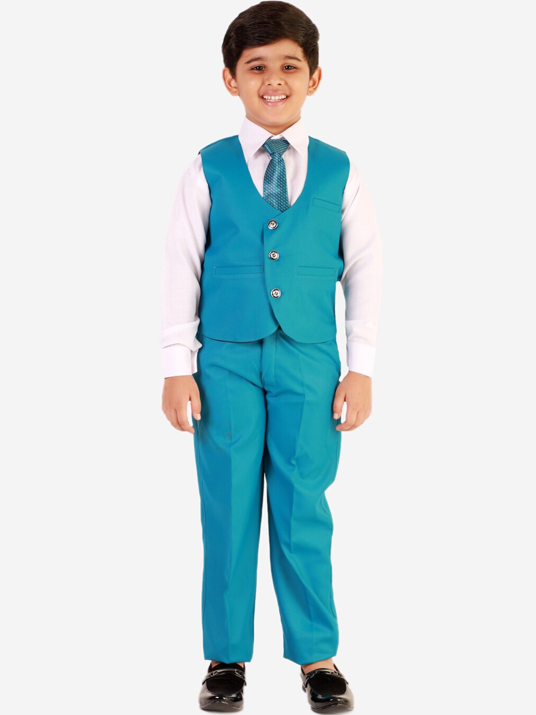 Pro-Ethic STYLE DEVELOPER Boys Set Of 3 Solid Pure Cotton Regular Fit Suit, Turquoise blue
Pro-Ethic STYLE DEVELOPER Boys Set Of 3 Solid Pure Cotton Regular Fit Suit, Turquoise blue