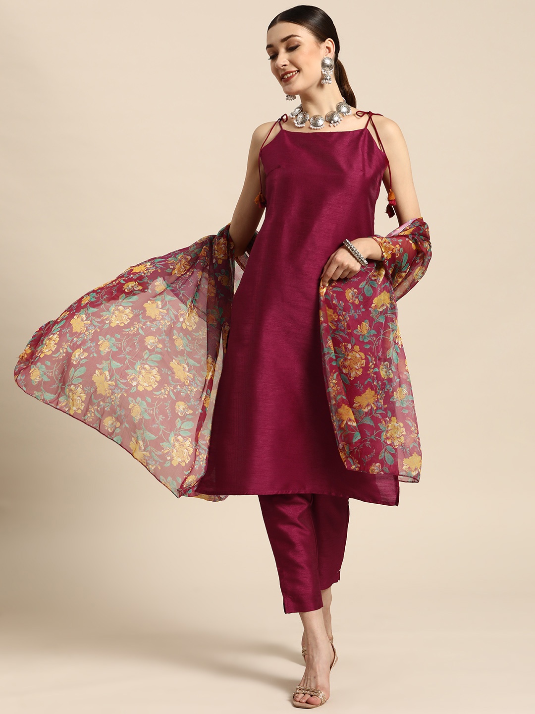 Sangria Women Burgundy Solid Shoulder Strap Tie-Up Detail Kurta with Trousers & Dupatta
Sangria Women Burgundy Solid Shoulder Strap Tie-Up Detail Kurta with Trousers & Dupatta