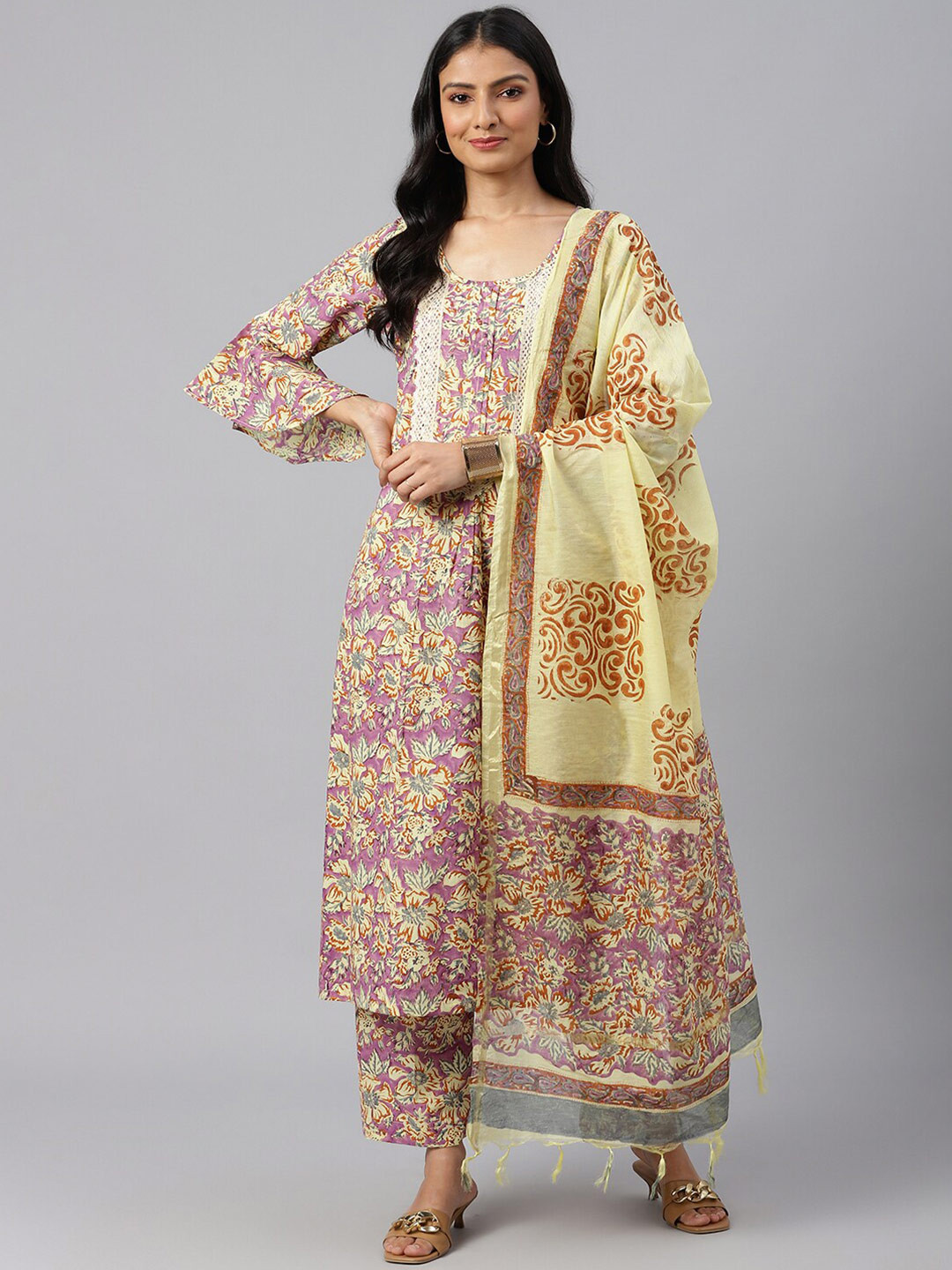 SHRINKHLA Pure Cotton Printed Tasselled Border Dupatta, Yellow
SHRINKHLA Pure Cotton Printed Tasselled Border Dupatta, Yellow