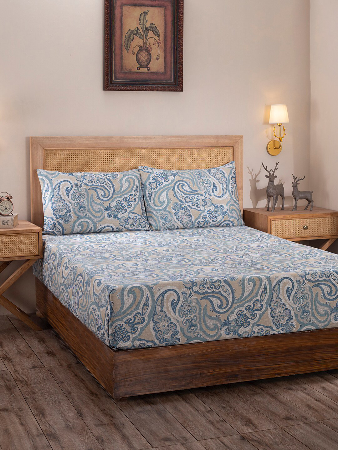 MASPAR Blue & Beige Ethnic Motifs 400 TC Exotic Heritage King Bedsheet with 2 Pillow Covers
MASPAR Blue & Beige Ethnic Motifs 400 TC Exotic Heritage King Bedsheet with 2 Pillow Covers