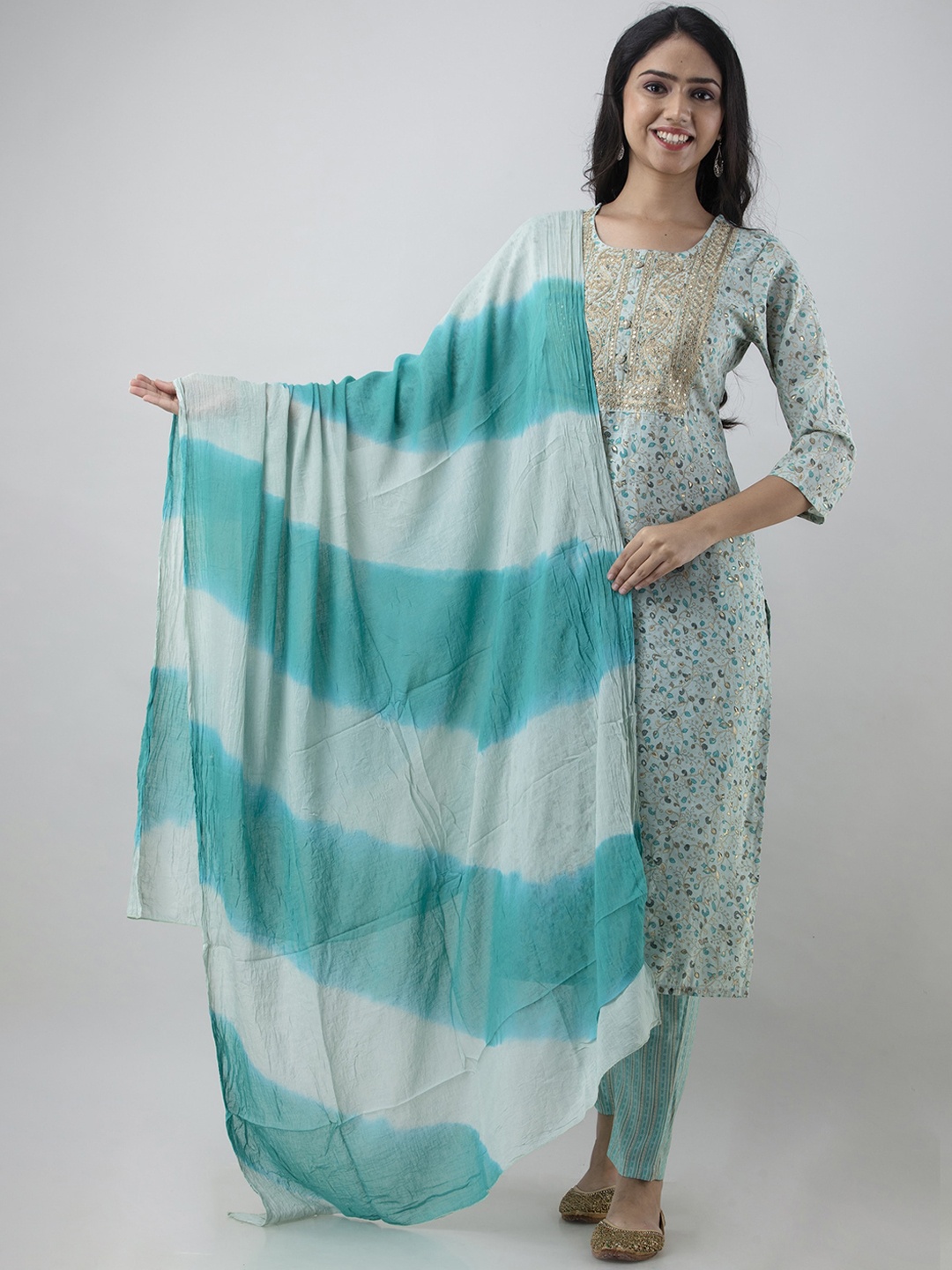 PREKSHA Women Blue Floral Embroidered Sequinned Chanderi Silk Kurta with Trousers & With Dupatta
PREKSHA Women Blue Floral Embroidered Sequinned Chanderi Silk Kurta with Trousers & With Dupatta