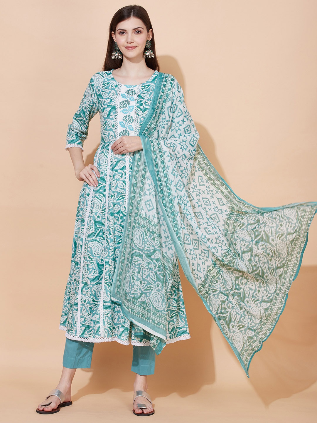 FASHOR Women Ethnic Printed & Embroidered Anarkali Kurta with Pants & Dupatta, Turquoise blue
FASHOR Women Ethnic Printed & Embroidered Anarkali Kurta with Pants & Dupatta, Turquoise blue