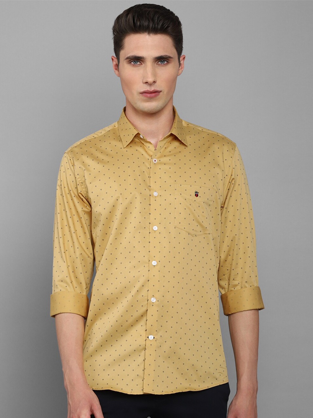 Louis Philippe Sport Men Slim Fit Micro Ditsy Printed Pure Cotton Casual Shirt, Yellow
Louis Philippe Sport Men Slim Fit Micro Ditsy Printed Pure Cotton Casual Shirt, Yellow