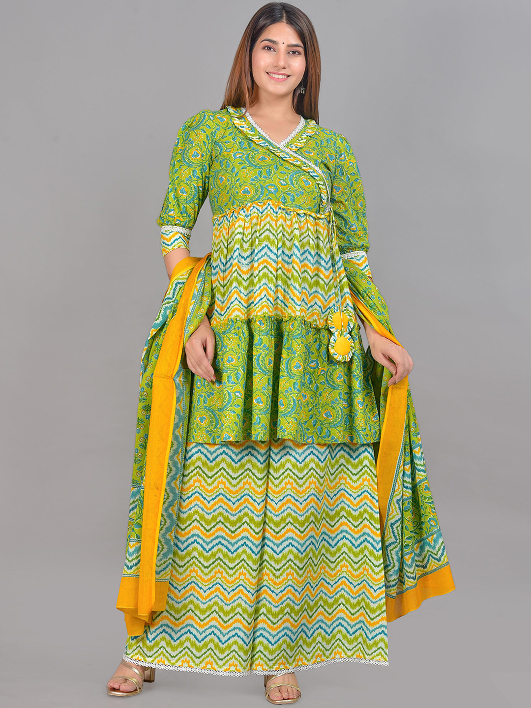 Senyora Women Green Floral Printed Angrakha Pure Cotton Kurta with Sharara & With Dupatta
Senyora Women Green Floral Printed Angrakha Pure Cotton Kurta with Sharara & With Dupatta