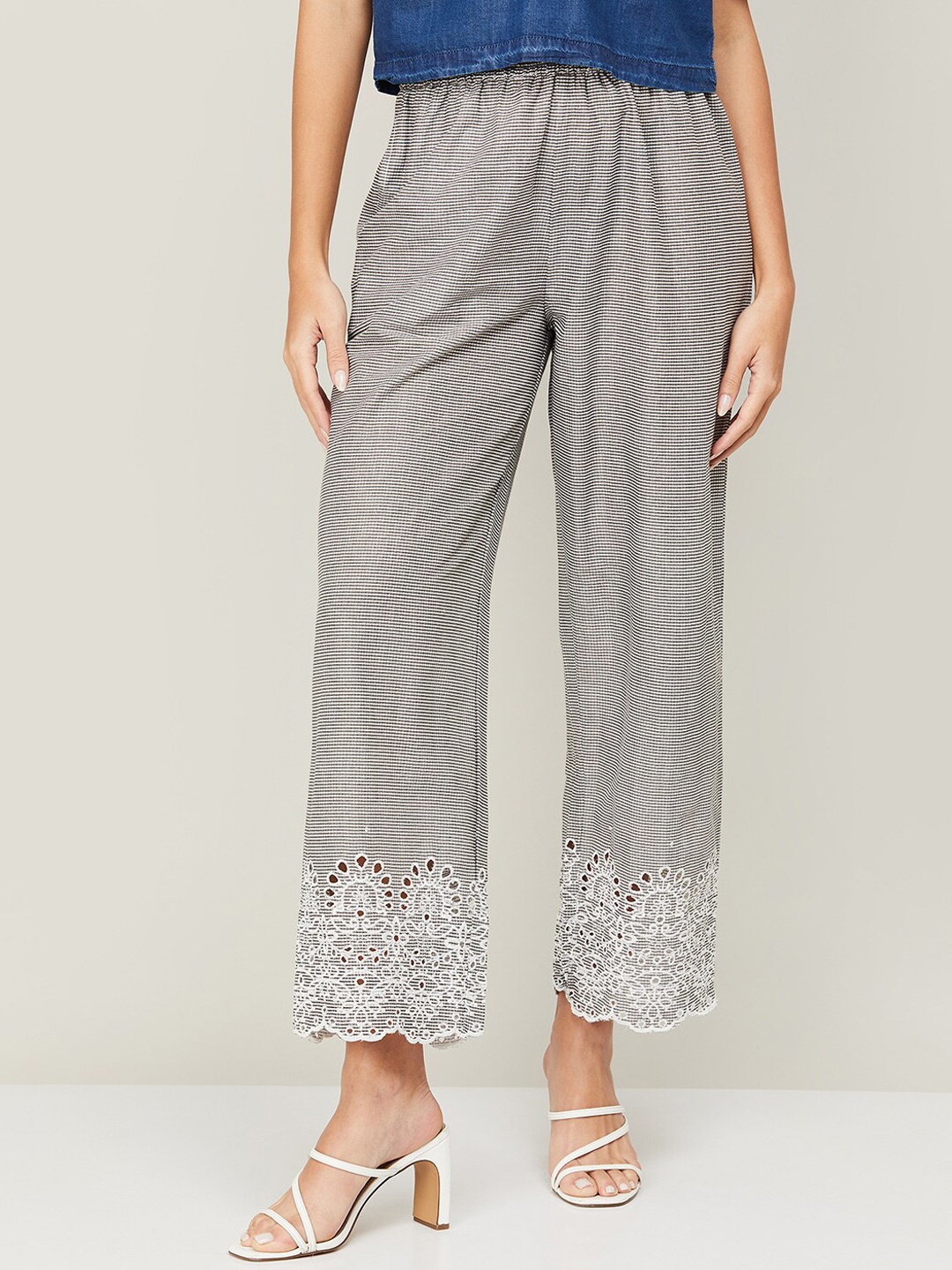 Melange by Lifestyle Women Grey Trousers