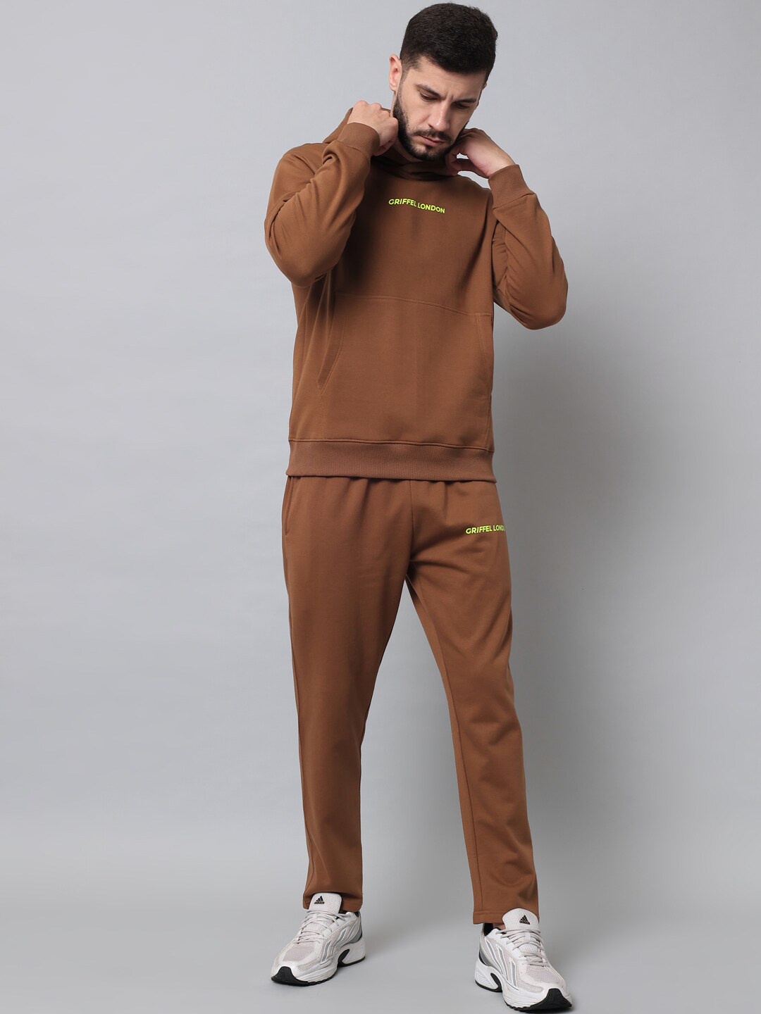 GRIFFEL Men Brown Solid Tracksuit