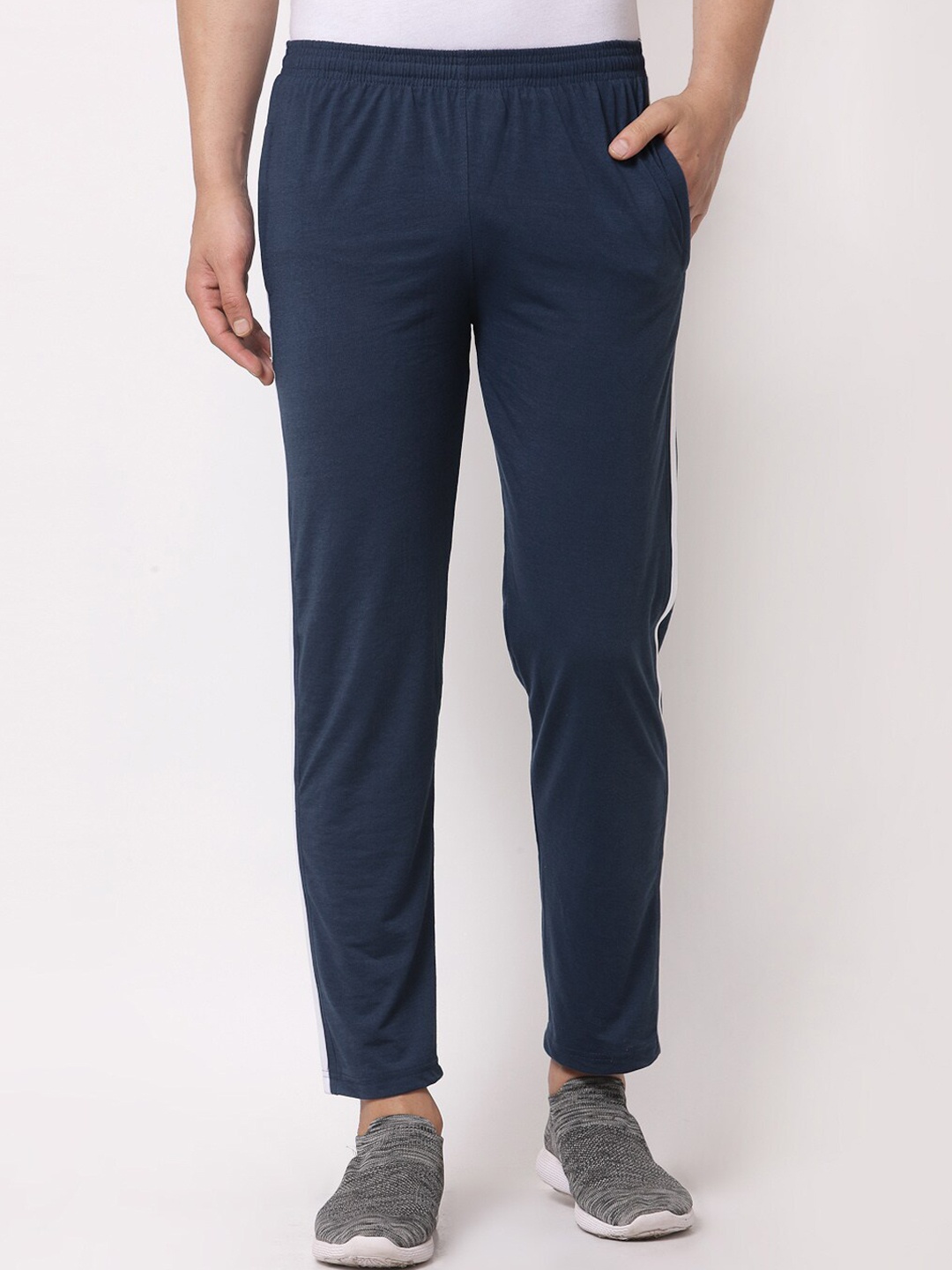 KLOTTHE Men Navy Blue Solid Track Pants
