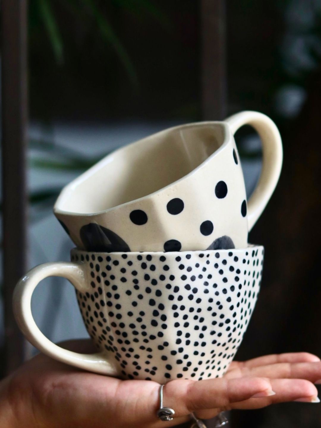 WEAVING HOMES White & Black 2 Pieces Printed Ceramic Glossy Finished Cups 220 ml Each
WEAVING HOMES White & Black 2 Pieces Printed Ceramic Glossy Finished Cups 220 ml Each