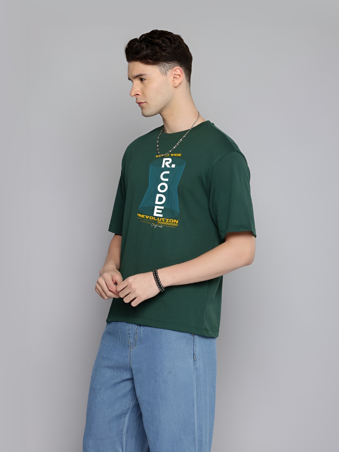 The Roadster Lifestyle Co. Men Graphic Printed Round Neck Cotton Oversized T-shirt, Green
The Roadster Lifestyle Co. Men Graphic Printed Round Neck Cotton Oversized T-shirt, Green