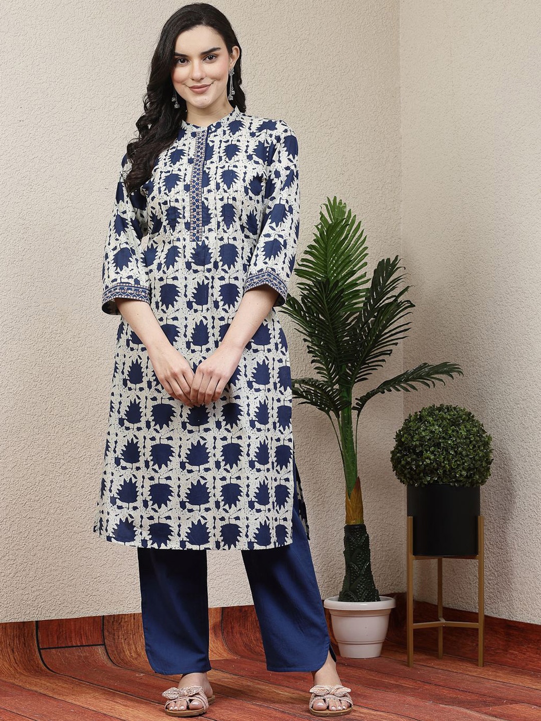 Nayam By Lakshita Ethnic Printed Mandarin Collar Pure Cotton Straight Kurta with Palazzo, Off white
Nayam By Lakshita Ethnic Printed Mandarin Collar Pure Cotton Straight Kurta with Palazzo, Off white