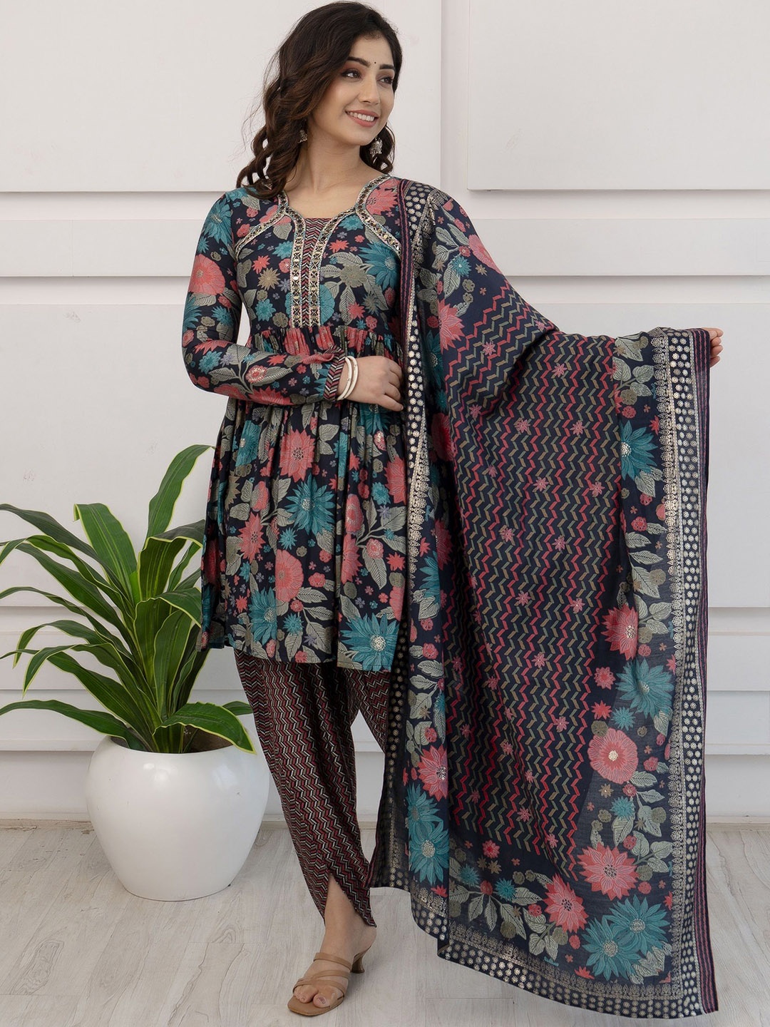 Charu Floral Printed Mirror Work A-Line Kurta with Dhoti Pant & With Dupatta, Black
Charu Floral Printed Mirror Work A-Line Kurta with Dhoti Pant & With Dupatta, Black