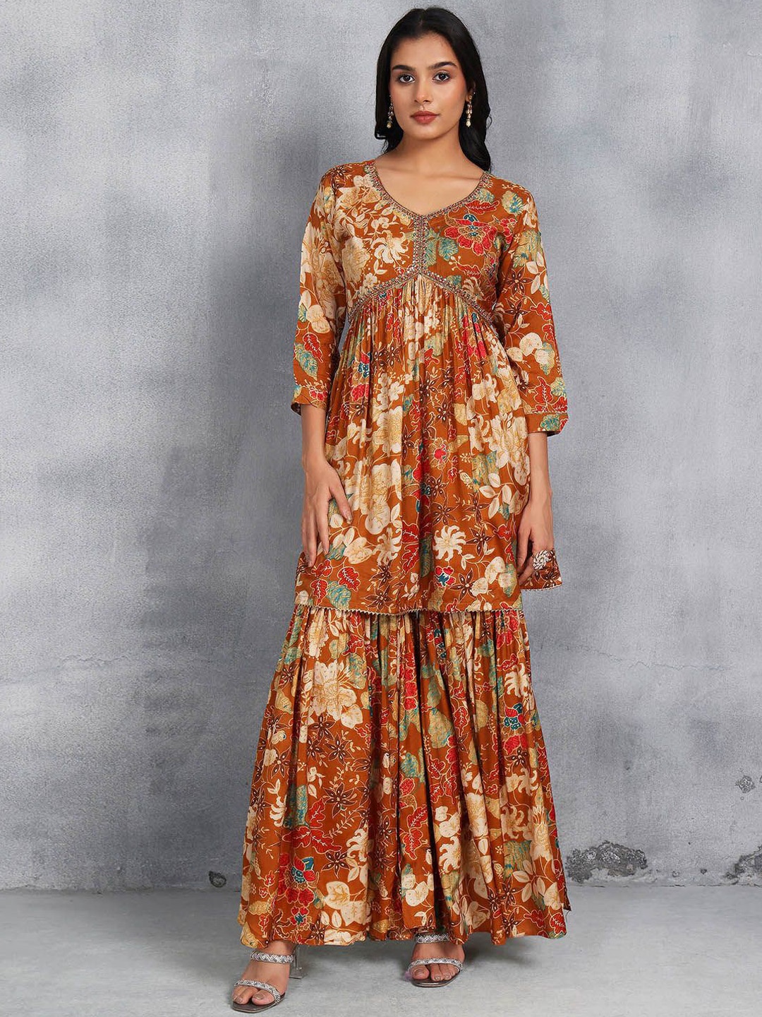 Rang by Indya Women Floral Printed Regular Sequinned Kurti with Sharara & With Dupatta, Yellow
Rang by Indya Women Floral Printed Regular Sequinned Kurti with Sharara & With Dupatta, Yellow