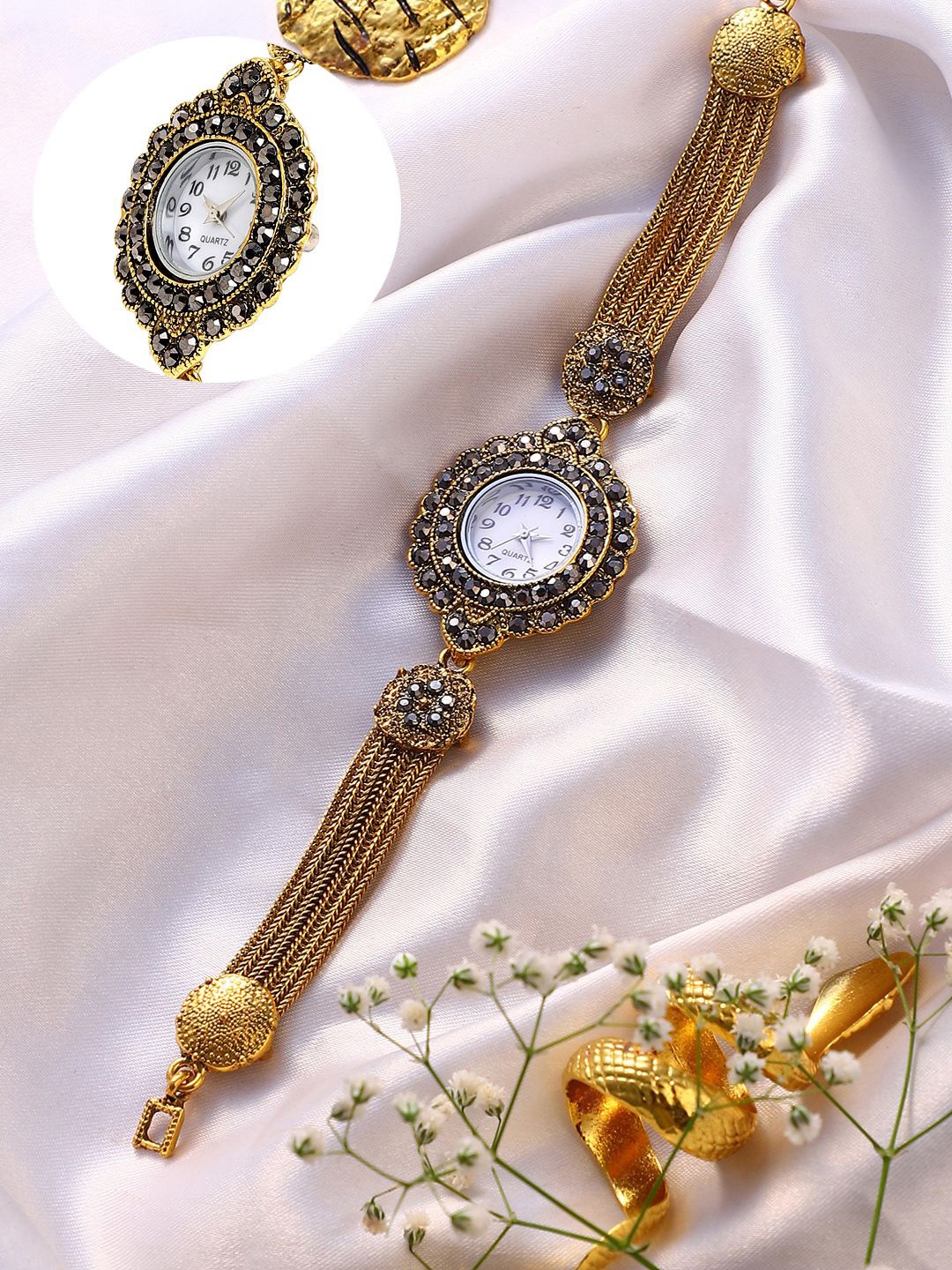 HAUTE SAUCE by Campus Sutra Women Embellished Dial & Stainless Steel Bracelet Style Straps Analogue Watch, Gold
HAUTE SAUCE by Campus Sutra Women Embellished Dial & Stainless Steel Bracelet Style Straps Analogue Watch, Gold