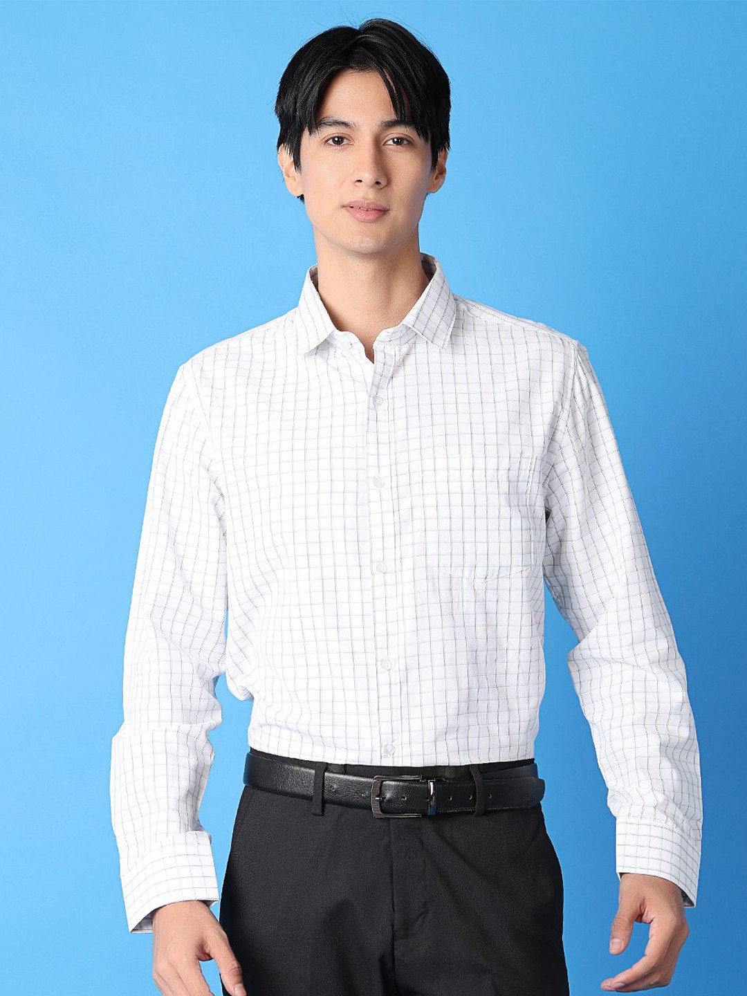 V-Mart Men Classic Opaque Checked Casual Shirt, White 
V-Mart Men Classic Opaque Checked Casual Shirt, White