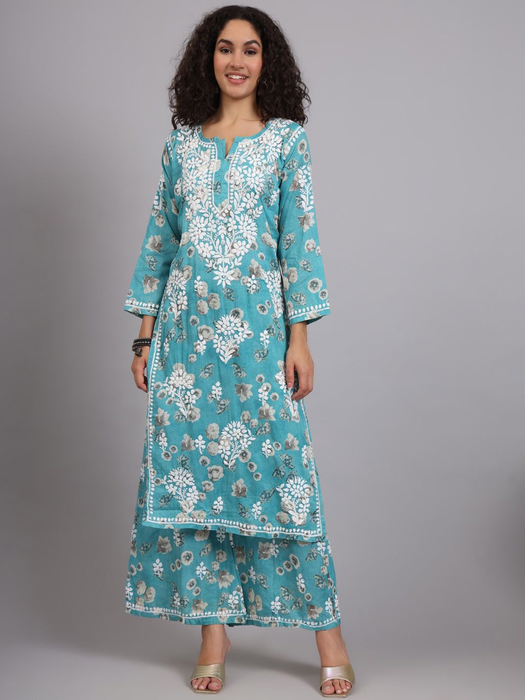 The Chikan Label Women Floral Embroidered Regular Thread Work Pure Cotton Kurta with Palazzos, Green
The Chikan Label Women Floral Embroidered Regular Thread Work Pure Cotton Kurta with Palazzos, Green
