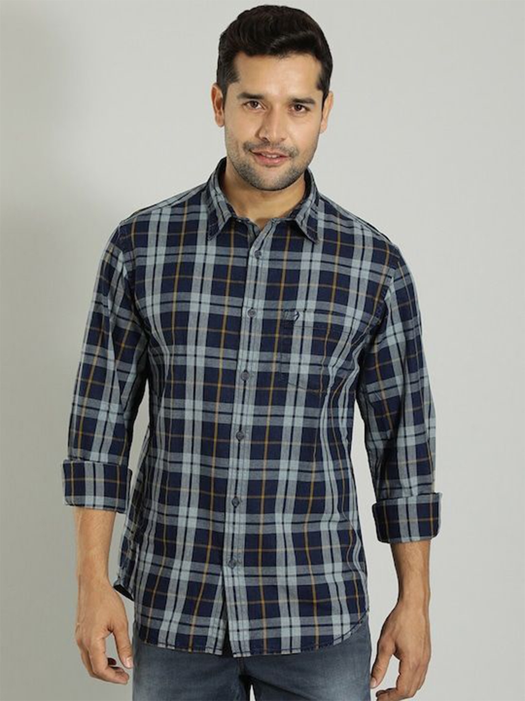 Indian Terrain Men India Slim Spread Collar Tartan Checked Cotton Slim Fit Casual Shirt, Navy blue
Indian Terrain Men India Slim Spread Collar Tartan Checked Cotton Slim Fit Casual Shirt, Navy blue
