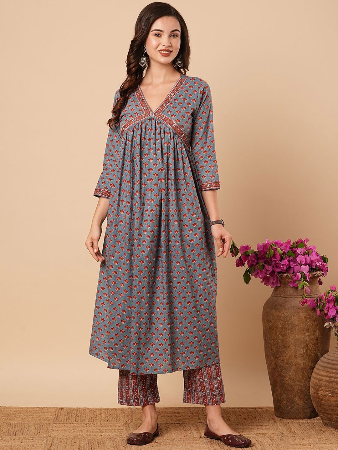 FASHOR Women Ethnic Motifs Printed Pleated Beads and Stones Pure Cotton Kurta with Trousers, Blue
FASHOR Women Ethnic Motifs Printed Pleated Beads and Stones Pure Cotton Kurta with Trousers, Blue