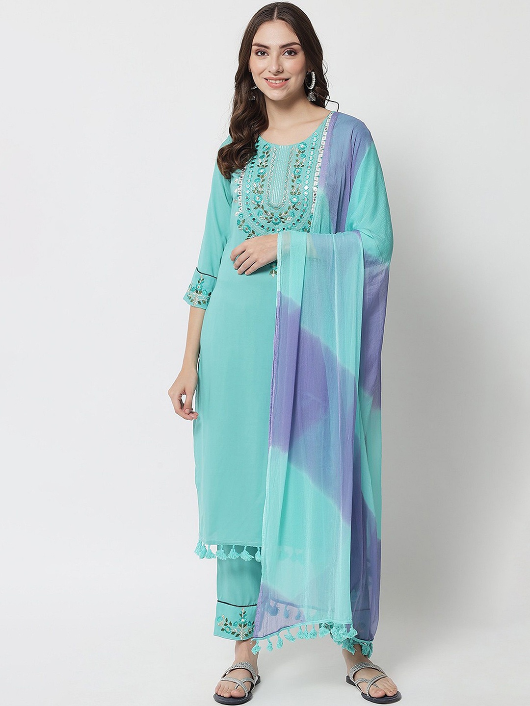 Jayalakshmi Silks Women Ethnic Motifs Yoke Design Regular Mirror Work Kurta with Trousers & With Dupatta, Turquoise blue
Jayalakshmi Silks Women Ethnic Motifs Yoke Design Regular Mirror Work Kurta with Trousers & With Dupatta, Turquoise blue
