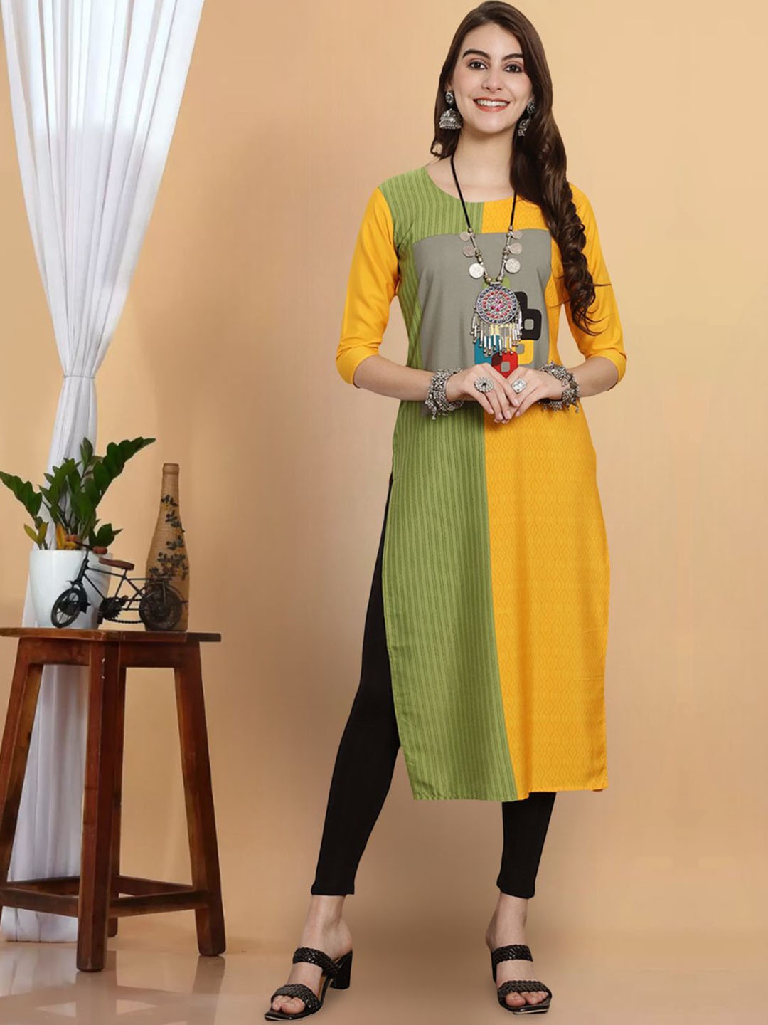 7Threads Women Striped Cold-Shoulder Sleeves Thread Work Floral Crepe Anarkali Kurta, Multi
7Threads Women Striped Cold-Shoulder Sleeves Thread Work Floral Crepe Anarkali Kurta, Multi