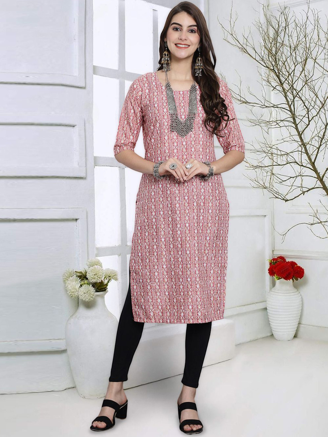 7Threads Women Geometric Keyhole Neck Floral Crepe Kurta, Multi
7Threads Women Geometric Keyhole Neck Floral Crepe Kurta, Multi