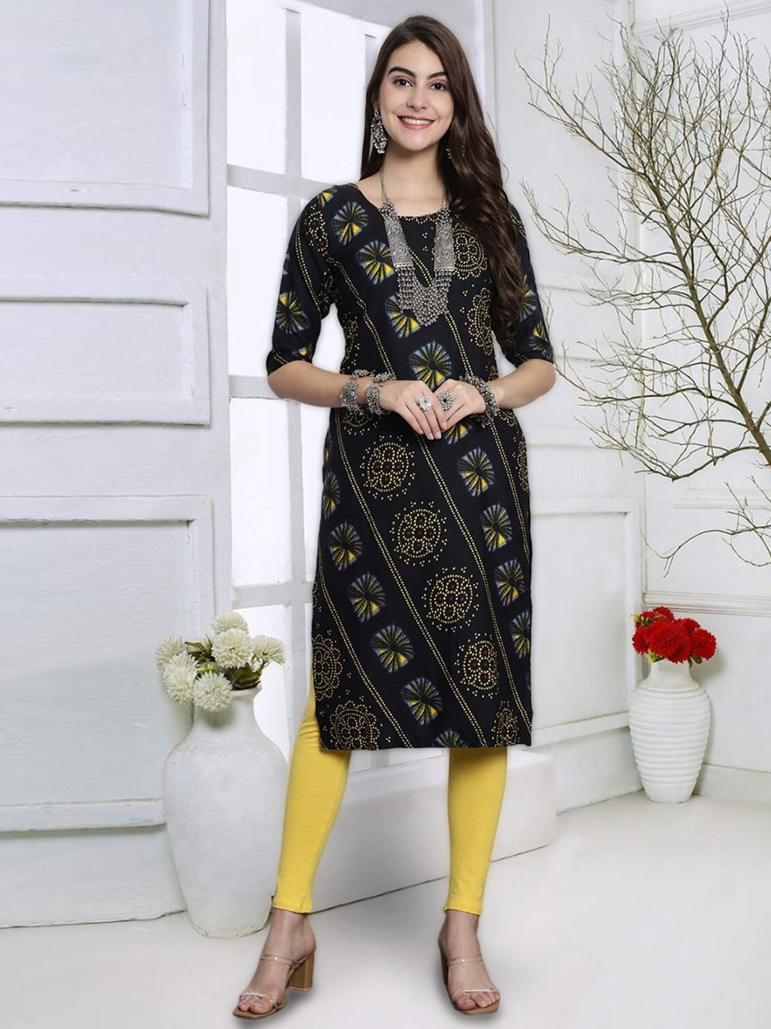 7Threads Women Yoke Design Keyhole Neck Cold-Shoulder Sleeves Mirror Work Floral Crepe Kurta, Multi
7Threads Women Yoke Design Keyhole Neck Cold-Shoulder Sleeves Mirror Work Floral Crepe Kurta, Multi