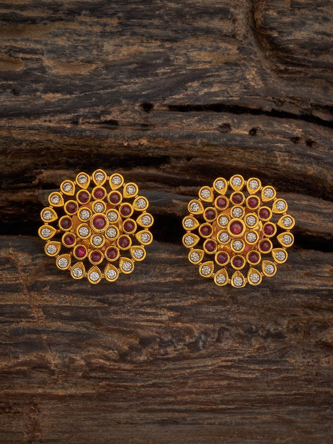 Kushal's Fashion Jewellery Gold-Plated Floral Shaped Artificial Stones Studded Earrings
Kushal's Fashion Jewellery Gold-Plated Floral Shaped Artificial Stones Studded Earrings