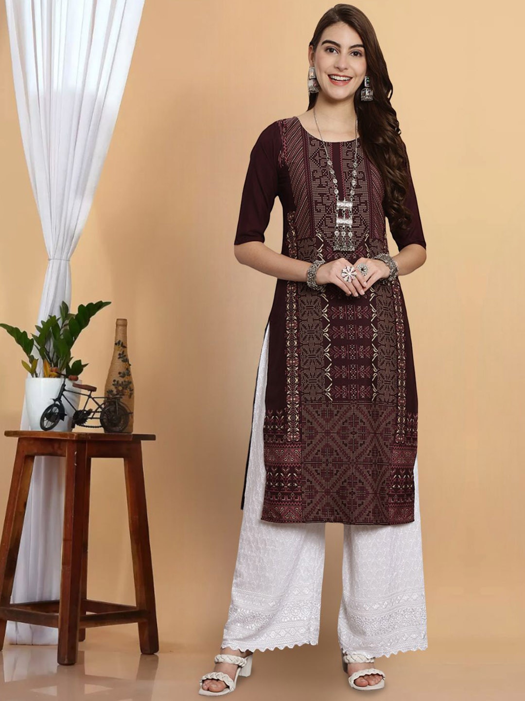 7Threads Women Embroidered Keyhole Neck Thread Work Floral Crepe Anarkali Kurta, Multi
7Threads Women Embroidered Keyhole Neck Thread Work Floral Crepe Anarkali Kurta, Multi