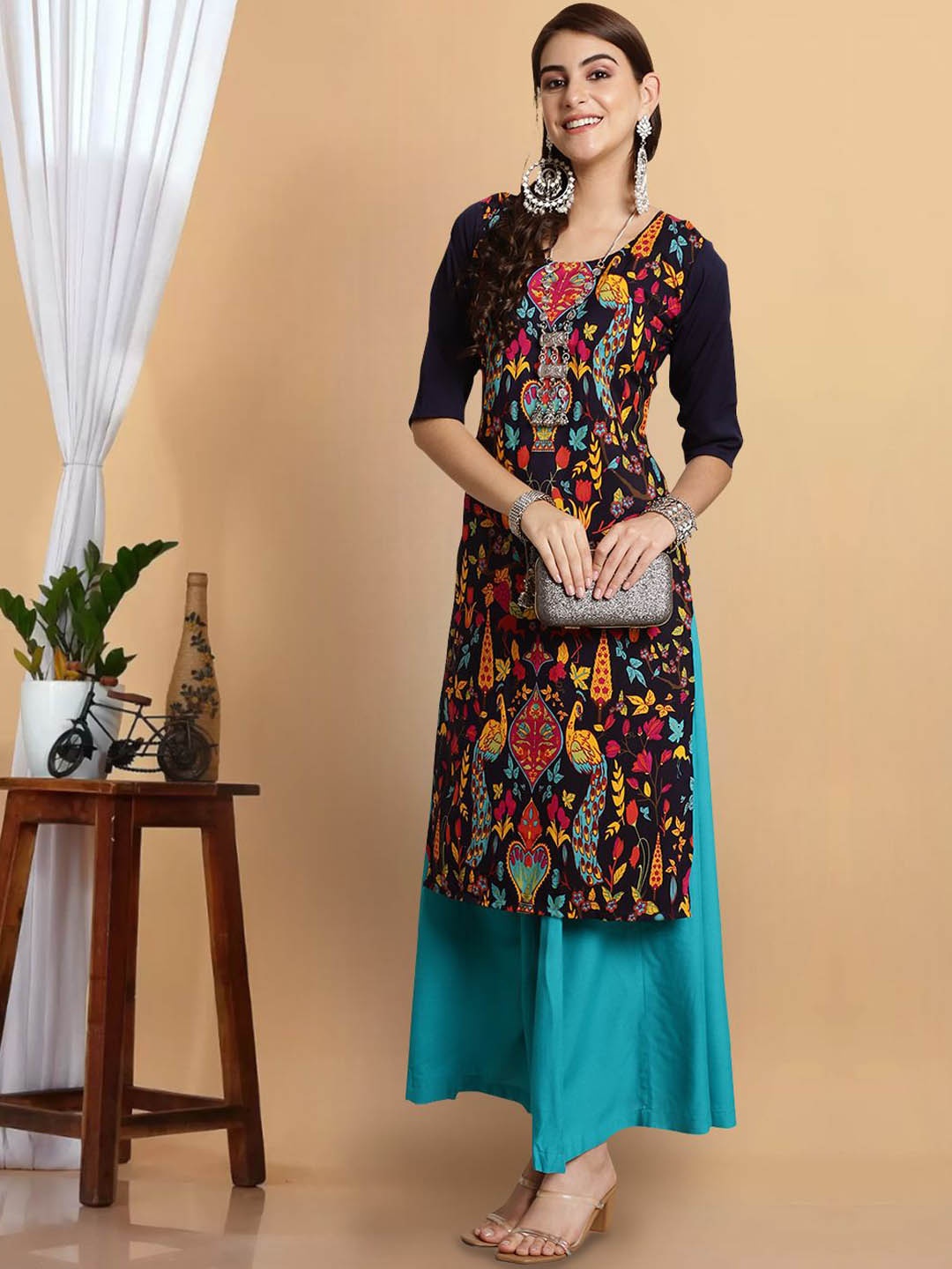 7Threads Women Printed Keyhole Neck Flared Sleeves Thread Work Floral Crepe Kurta, Multi
7Threads Women Printed Keyhole Neck Flared Sleeves Thread Work Floral Crepe Kurta, Multi