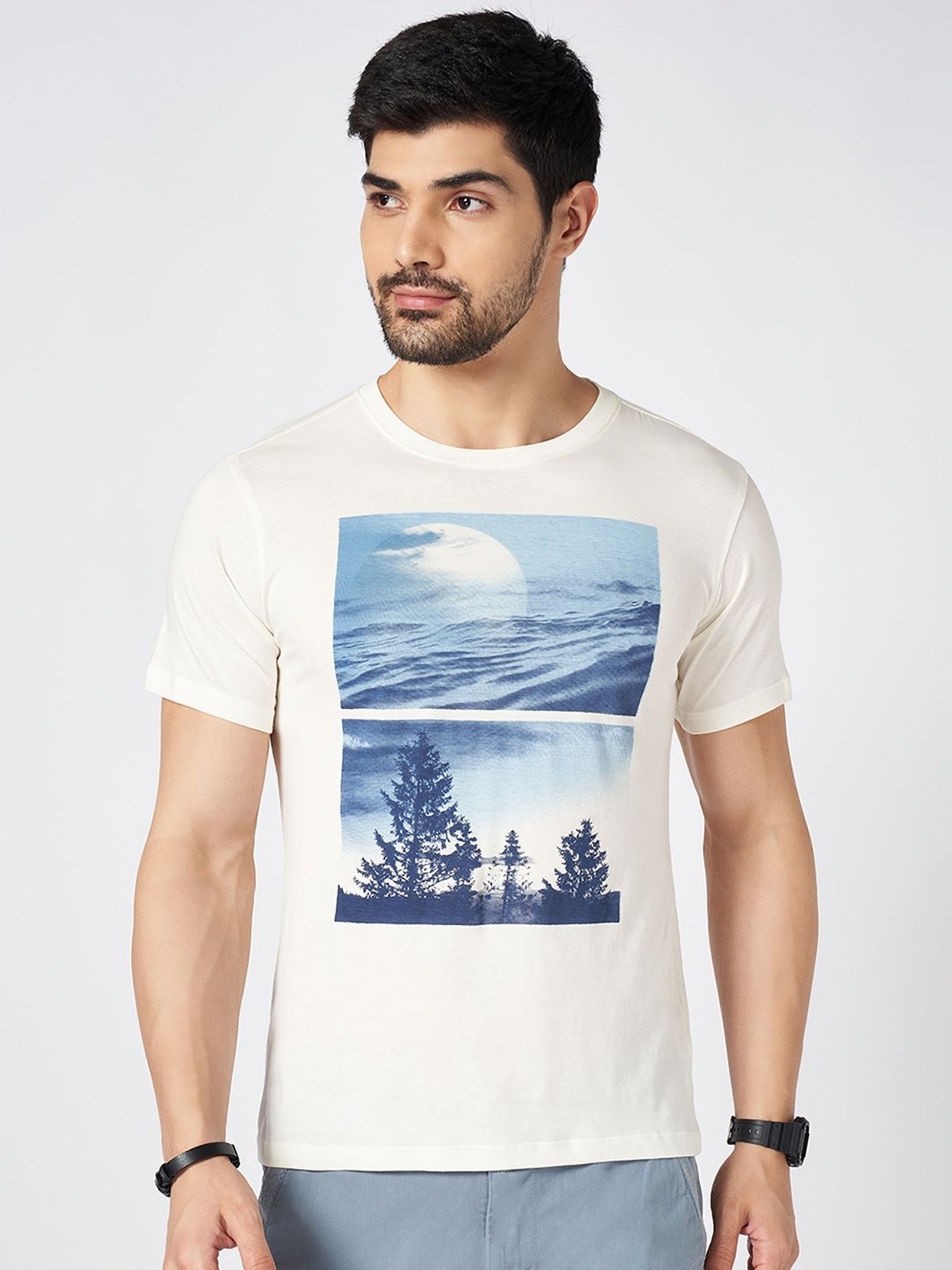 Urban Ranger by pantaloons Men Graphic Printed Round Neck Cotton Slim Fit T-Shirt, Off white
Urban Ranger by pantaloons Men Graphic Printed Round Neck Cotton Slim Fit T-Shirt, Off white
