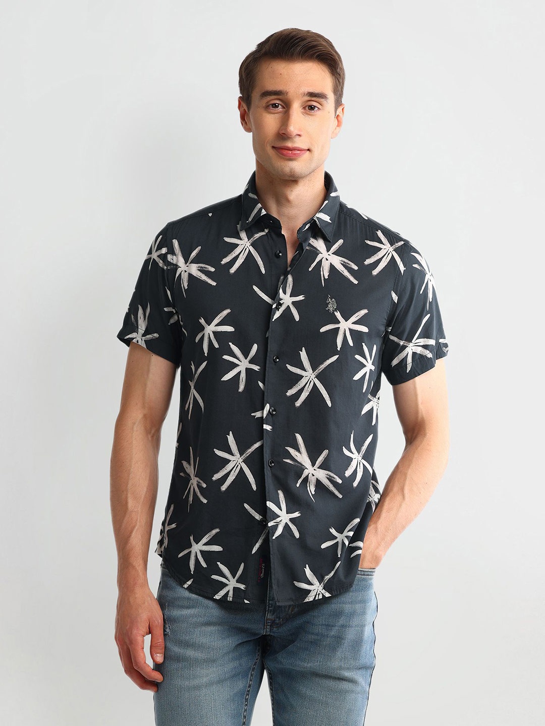 U.S. Polo Assn. Denim Co. Men Classic Slim Fit Opaque Printed Casual Shirt, Black
U.S. Polo Assn. Denim Co. Men Classic Slim Fit Opaque Printed Casual Shirt, Black