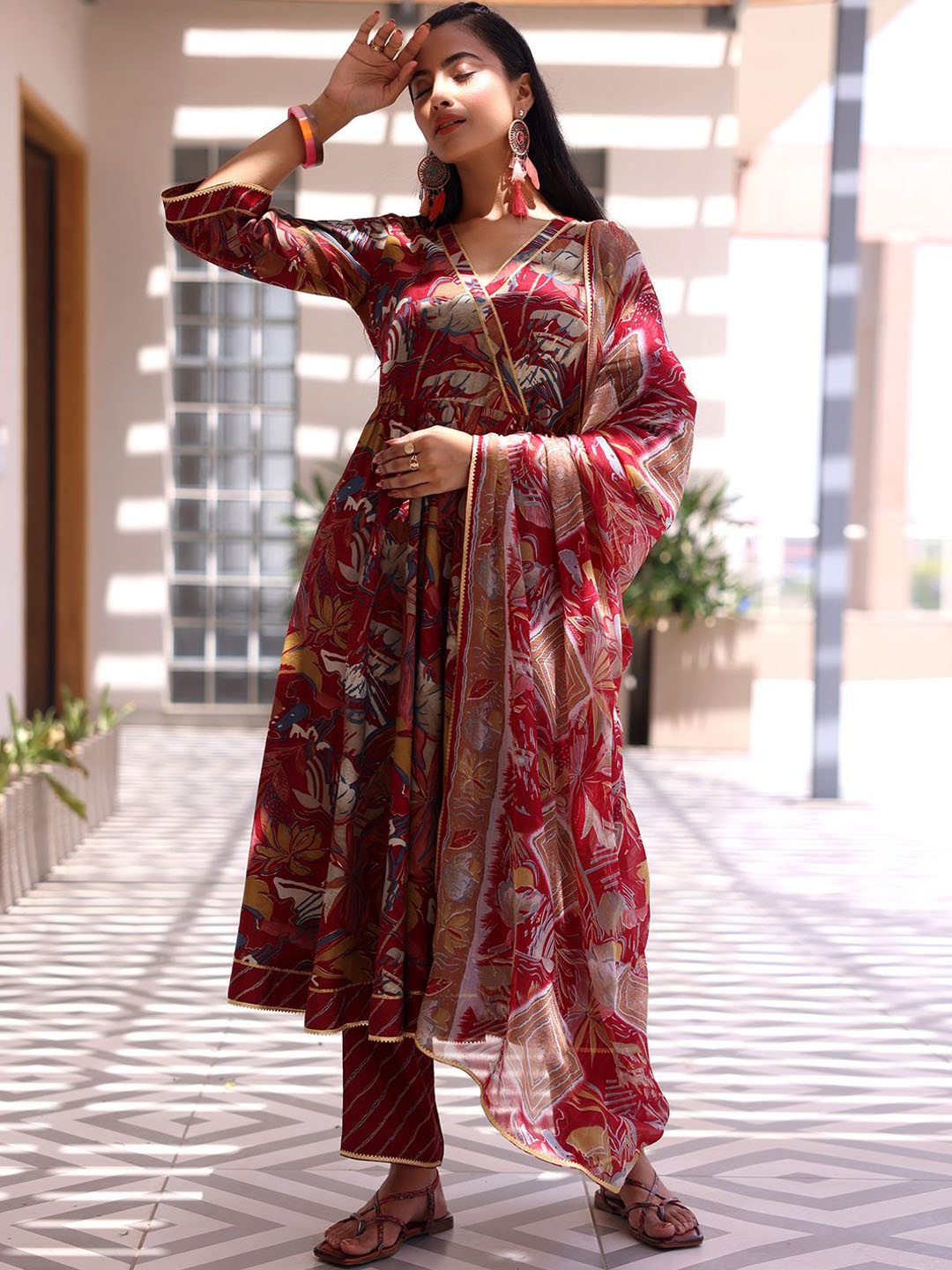 Libas Floral Printed V-Neck Angrakha Gotta Patti Anarkali Kurta With Trousers & Dupatta, Maroon
Libas Floral Printed V-Neck Angrakha Gotta Patti Anarkali Kurta With Trousers & Dupatta, Maroon