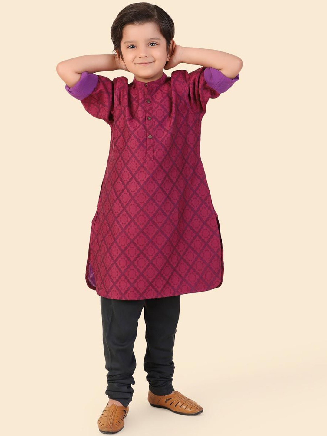 Fabindia Boys Ethnic Motifs Printed Mandarin Collar Cotton Silk Straight Kurta, Purple
Fabindia Boys Ethnic Motifs Printed Mandarin Collar Cotton Silk Straight Kurta, Purple