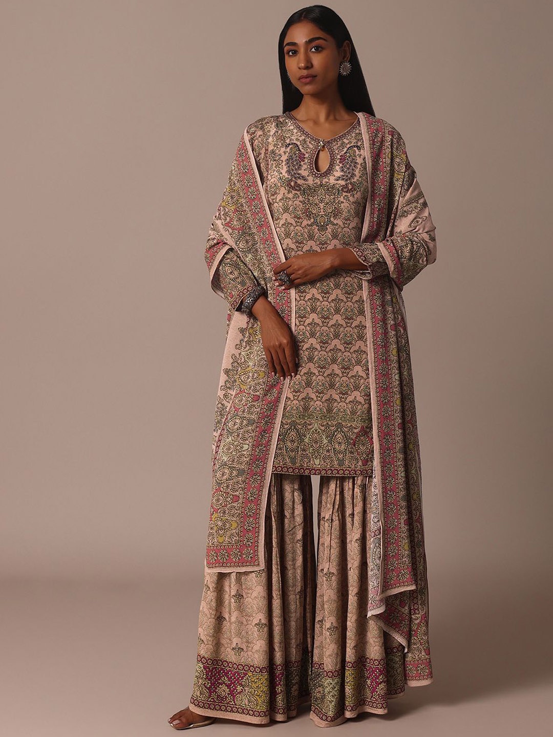 KALKI Fashion Ethnic Motifs Printed Beads and Stones Kurta with Sharara & Dupatta, Peach
KALKI Fashion Ethnic Motifs Printed Beads and Stones Kurta with Sharara & Dupatta, Peach