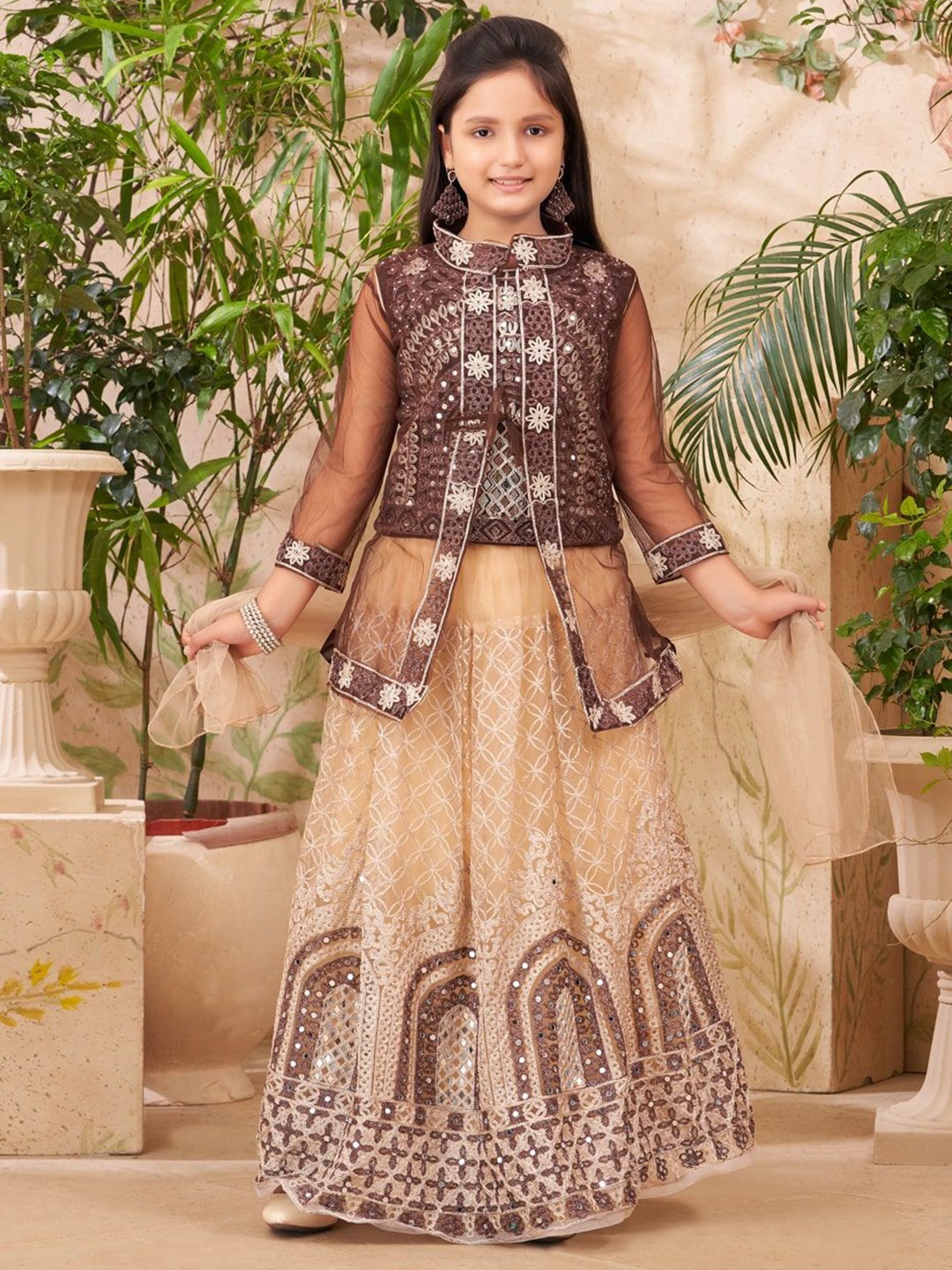 Aarika Girls Embroidered Thread Work Ready to Wear Lehenga & Blouse With Dupatta, Brown
Aarika Girls Embroidered Thread Work Ready to Wear Lehenga & Blouse With Dupatta, Brown
