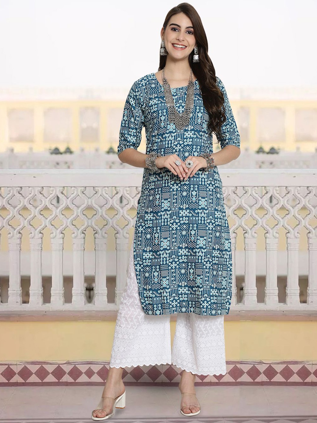 7Threads Women Geometric Printed Keyhole Neck Flared Sleeves Floral Crepe Kurta, Multi
7Threads Women Geometric Printed Keyhole Neck Flared Sleeves Floral Crepe Kurta, Multi