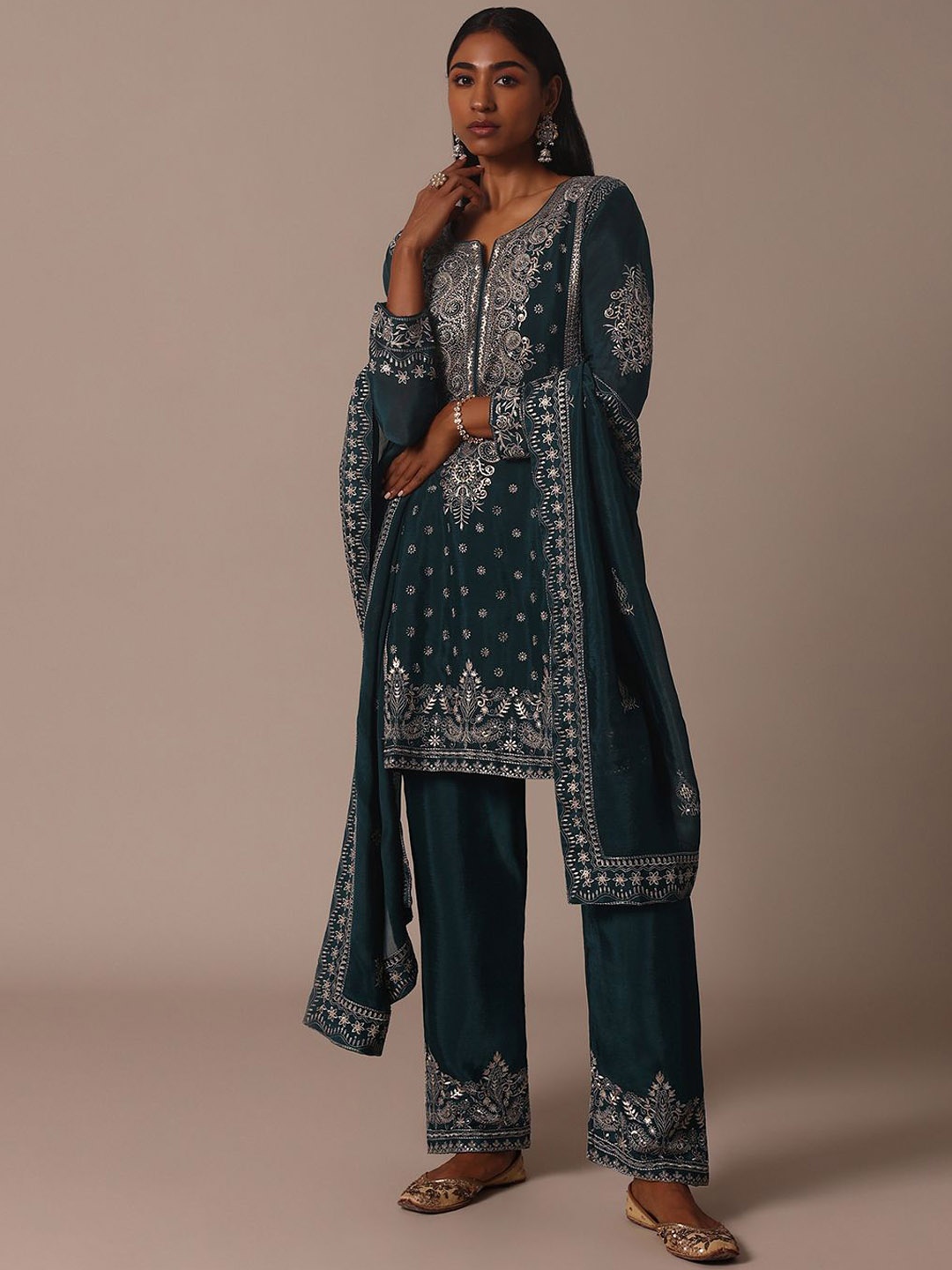 KALKI Fashion Floral Embroidered Sequinned Straight Kurta with Trousers & Dupatta, Green
KALKI Fashion Floral Embroidered Sequinned Straight Kurta with Trousers & Dupatta, Green