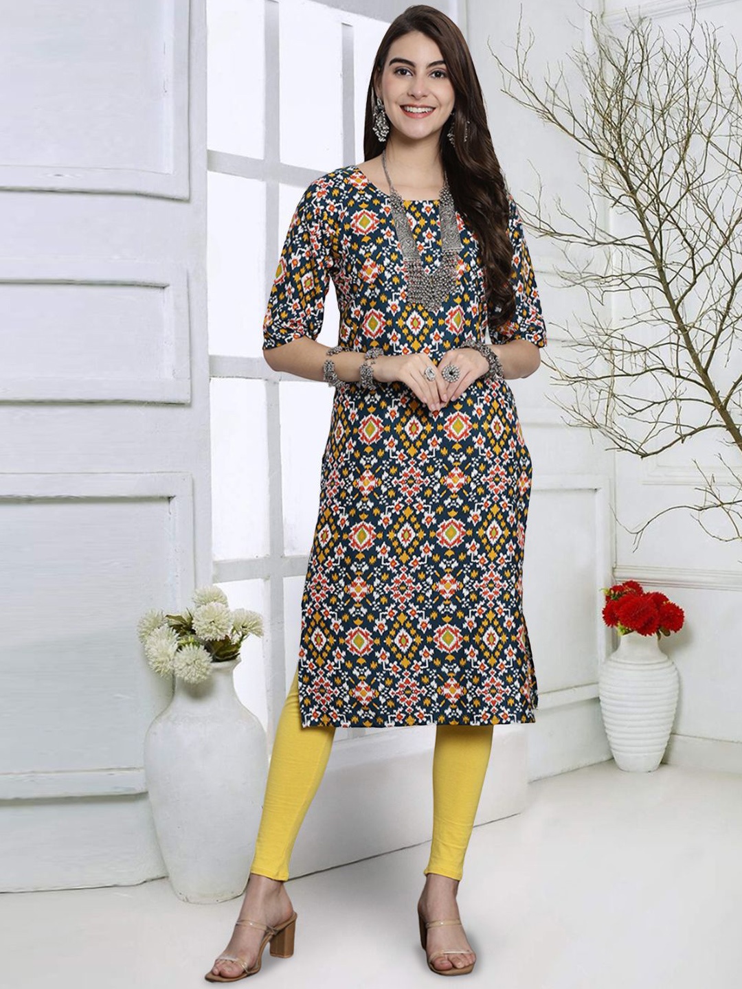 7Threads Women Geometric Embroidered Keyhole Neck Sequinned Floral Crepe Kurta, Multi
7Threads Women Geometric Embroidered Keyhole Neck Sequinned Floral Crepe Kurta, Multi