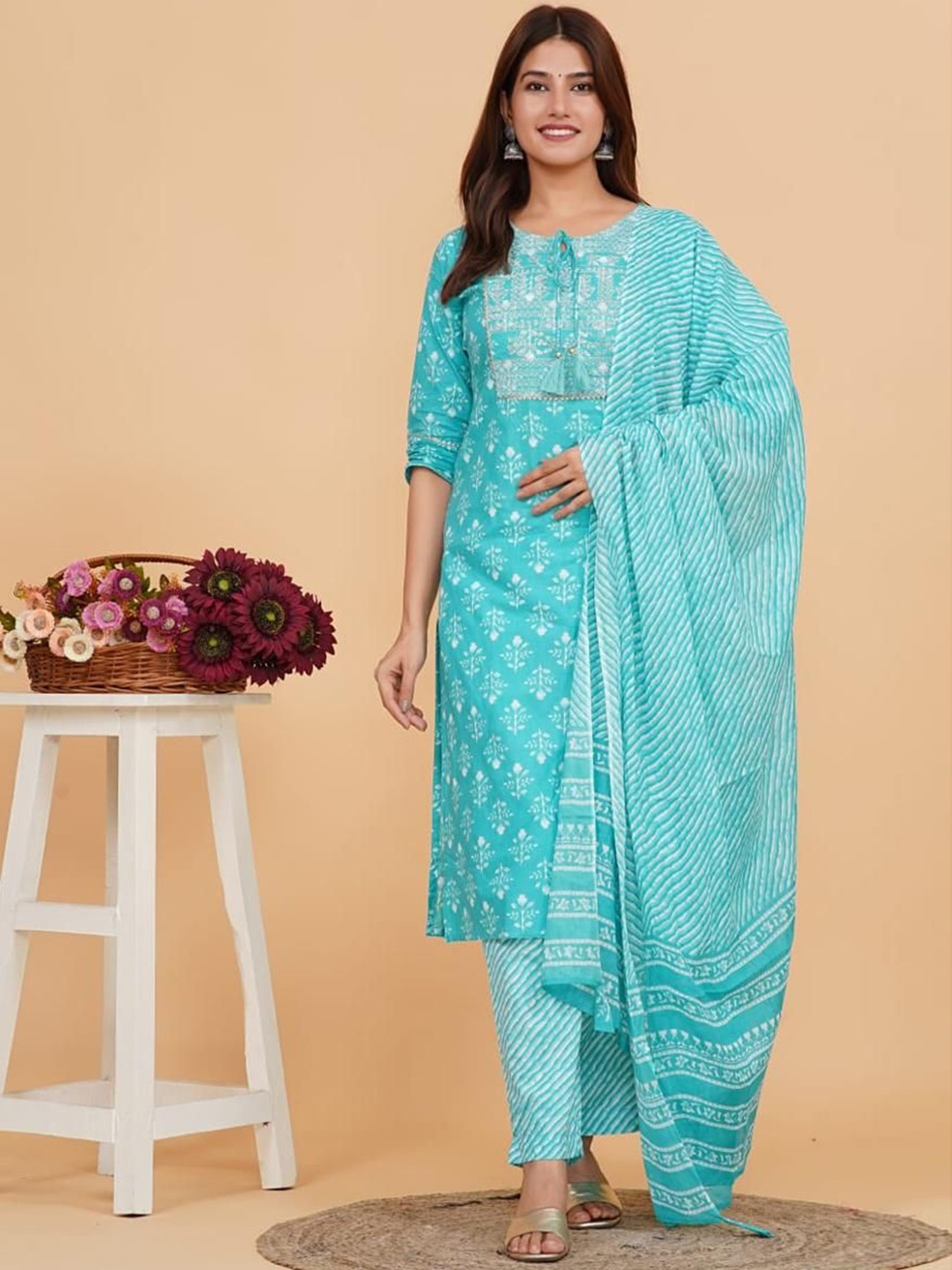 KALINI Floral Printed Tie Up Neck Pure Cotton Straight Kurta With Trousers & Dupatta, Turquoise blue
KALINI Floral Printed Tie Up Neck Pure Cotton Straight Kurta With Trousers & Dupatta, Turquoise blue