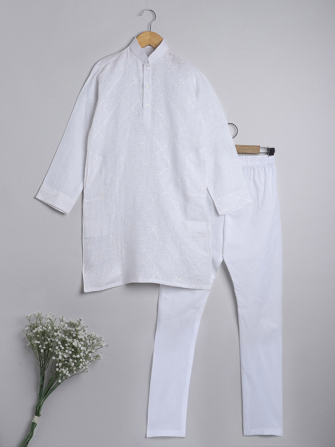 Little Clothings Boys Embroidered Mandarin Collar Thread Work Linen Kurta With Churidar, White
Little Clothings Boys Embroidered Mandarin Collar Thread Work Linen Kurta With Churidar, White