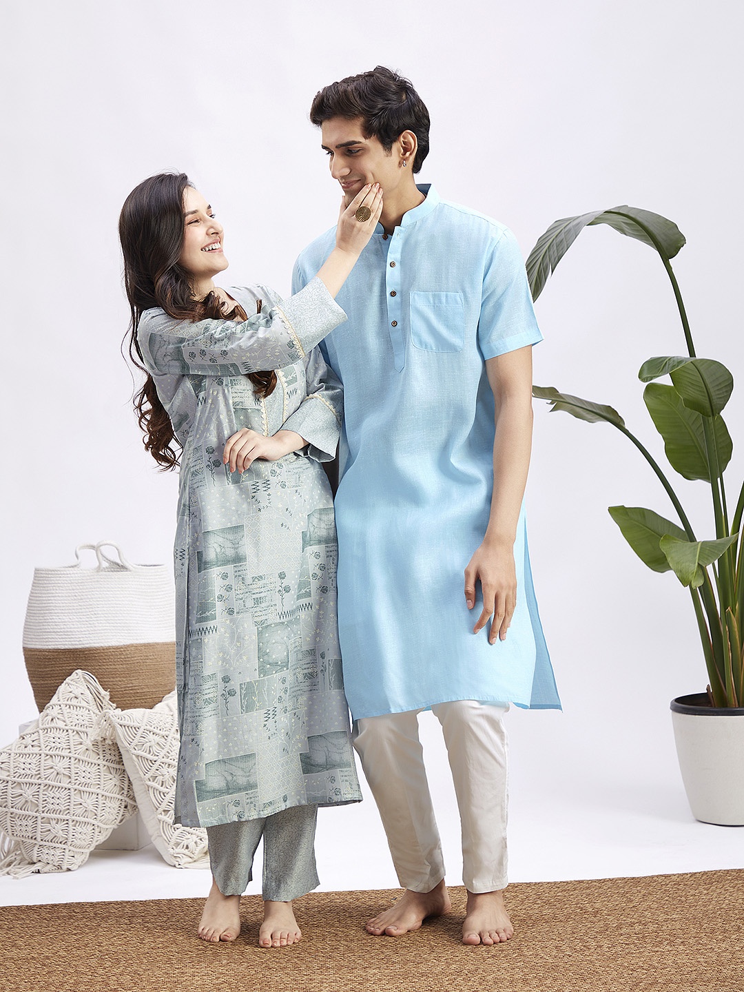 VASTRAMAY Round Neck Geometric Printed Gotta Patti Straight Kurta with Trouser, Blue
VASTRAMAY Round Neck Geometric Printed Gotta Patti Straight Kurta with Trouser, Blue