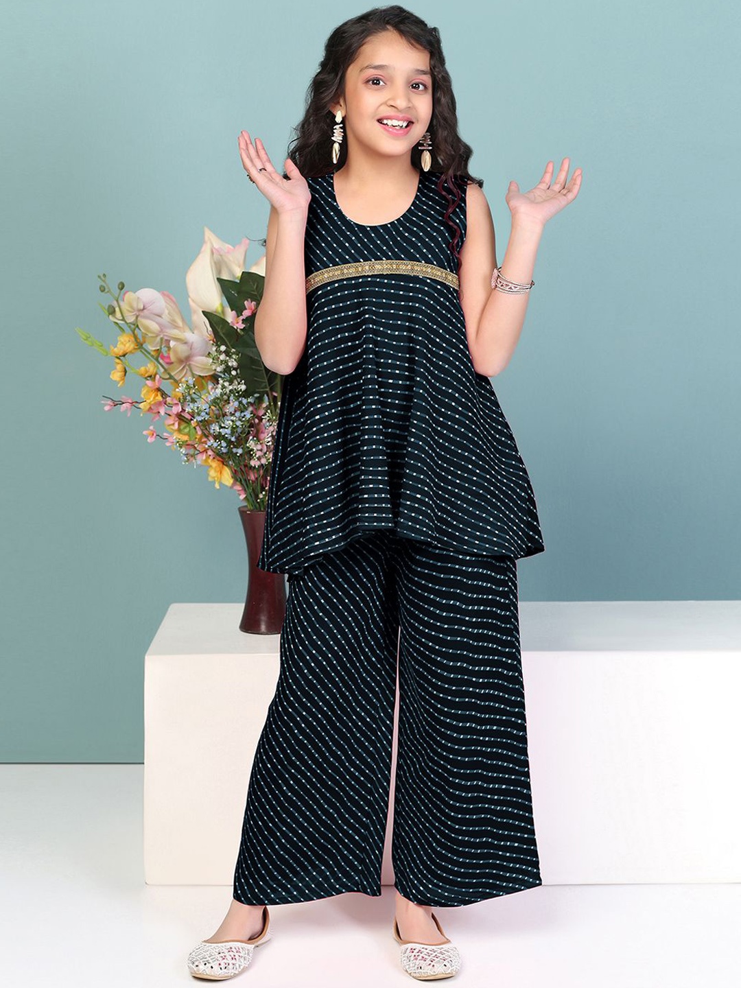 FASHION DREAM Girls Leheriya Printed Sequinned Georgette A-Line Kurti With Palazzo, Black
FASHION DREAM Girls Leheriya Printed Sequinned Georgette A-Line Kurti With Palazzo, Black