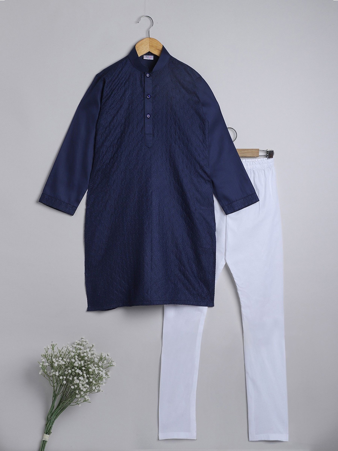 Little Clothings Boys Floral Embroidered Thread Work Straight Kurta With Churidar, Navy blue
Little Clothings Boys Floral Embroidered Thread Work Straight Kurta With Churidar, Navy blue