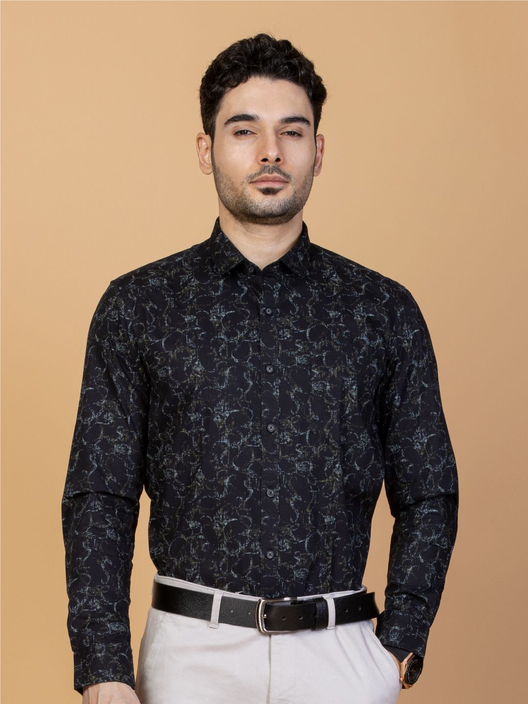 Monterrey SF Men Smart Spread Collar Floral Printed Cotton Slim Fit Casual Shirt, Black
Monterrey SF Men Smart Spread Collar Floral Printed Cotton Slim Fit Casual Shirt, Black